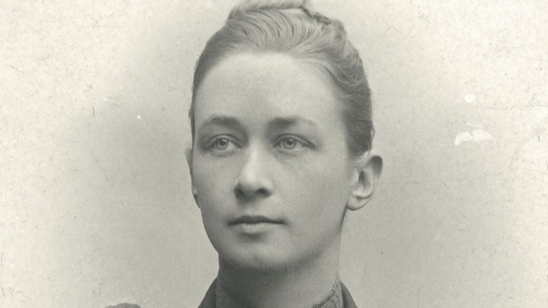 File:Portrait of Hilma af Klint.jpg