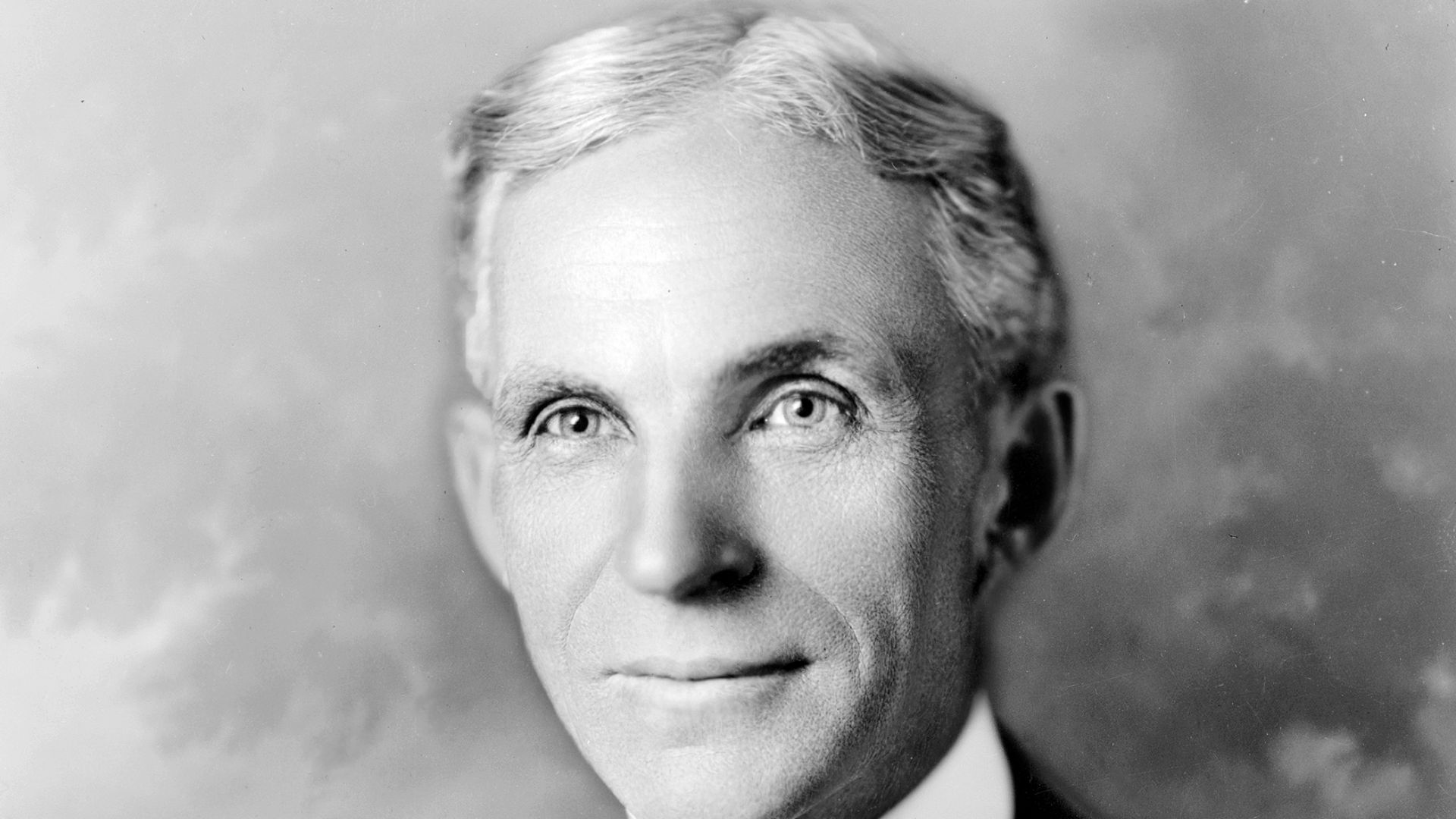 File:Henry ford 1919.jpg