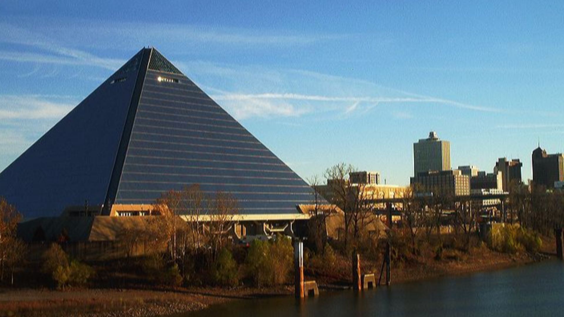 File:PyramidArena.jpg