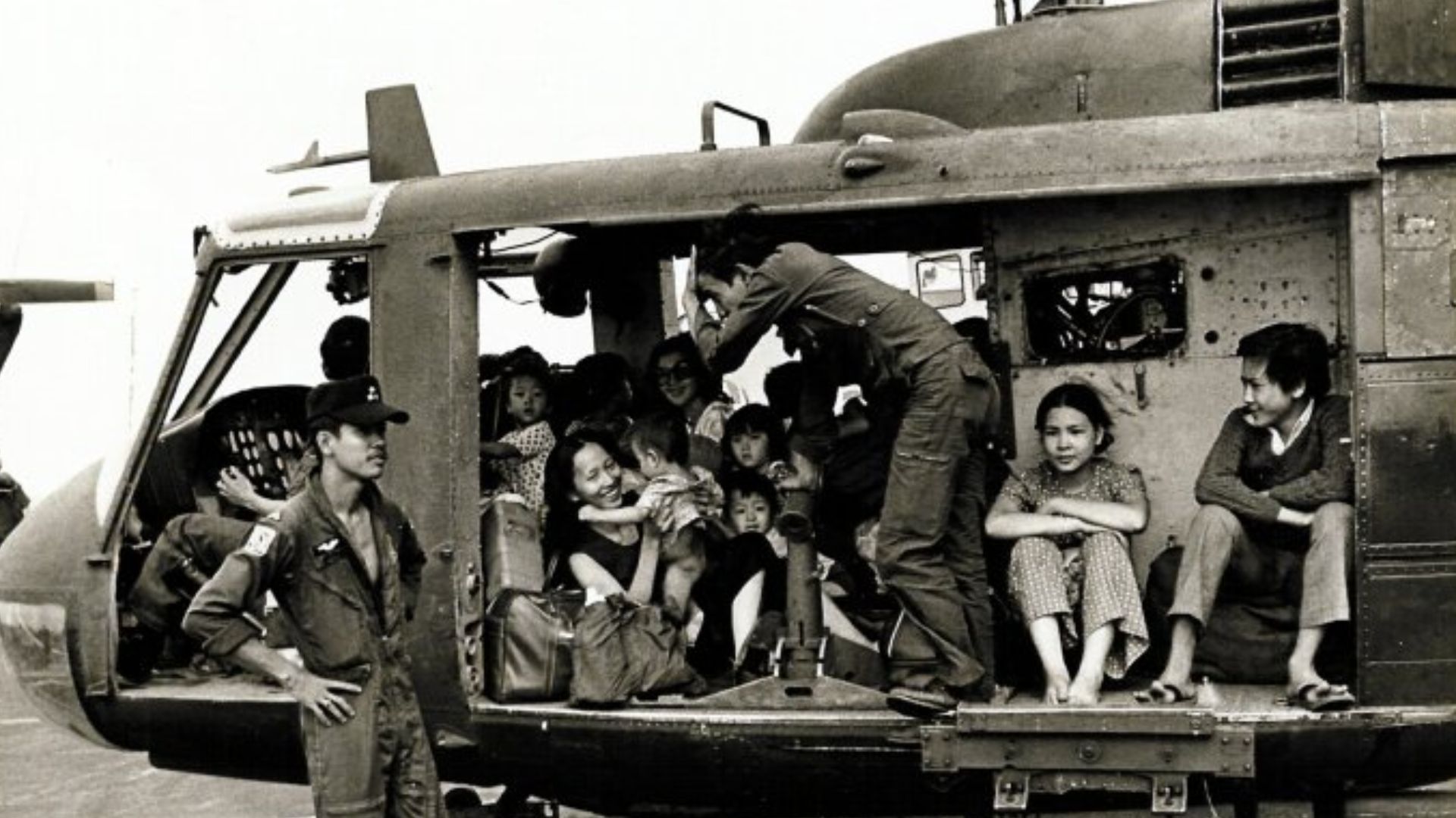 File:VNAF Huey full with evacuees.jpg