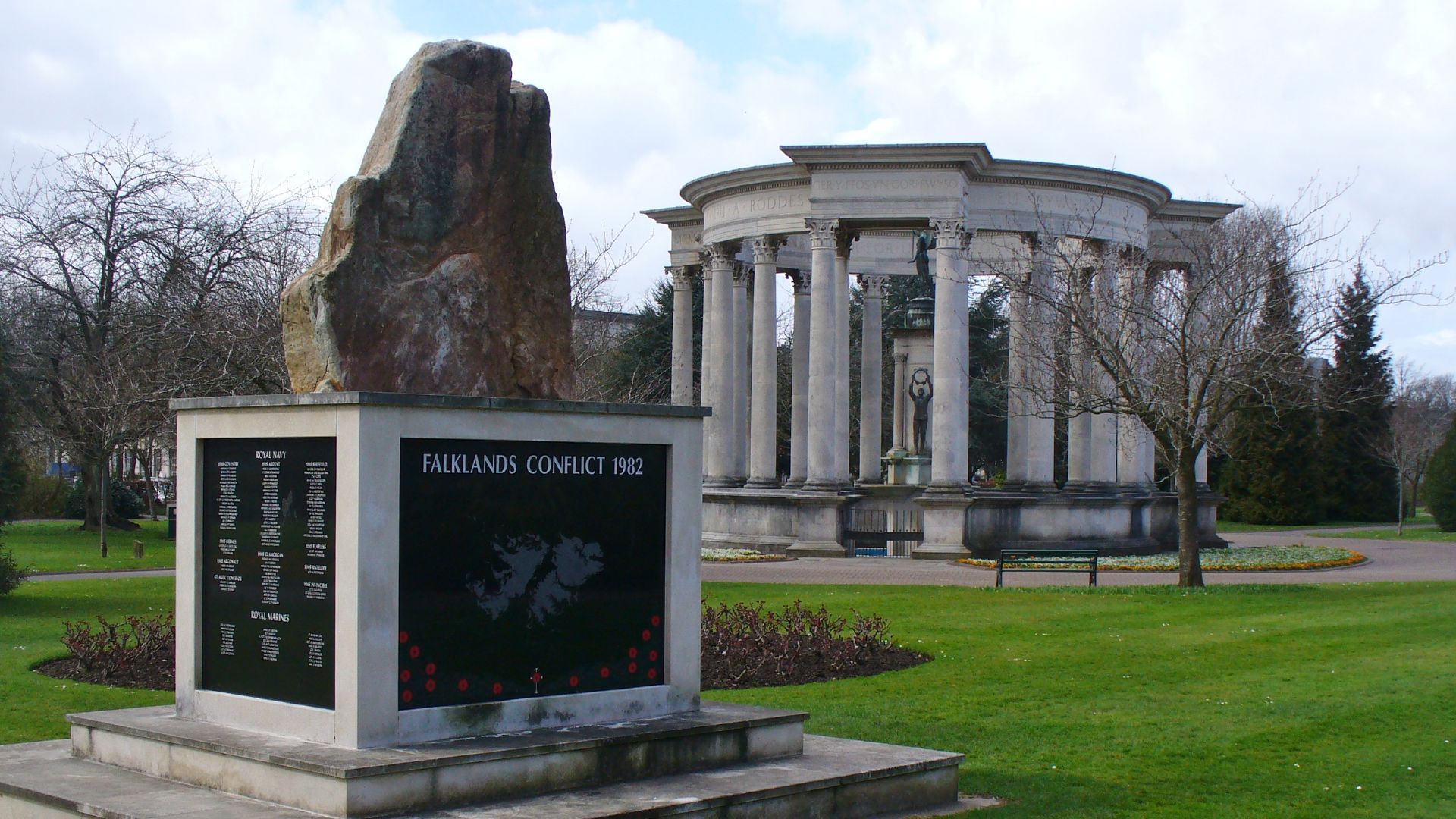 File:Cardiff - Falklands Conflict 1982 - geograph.org.uk - 5253136.jpg
