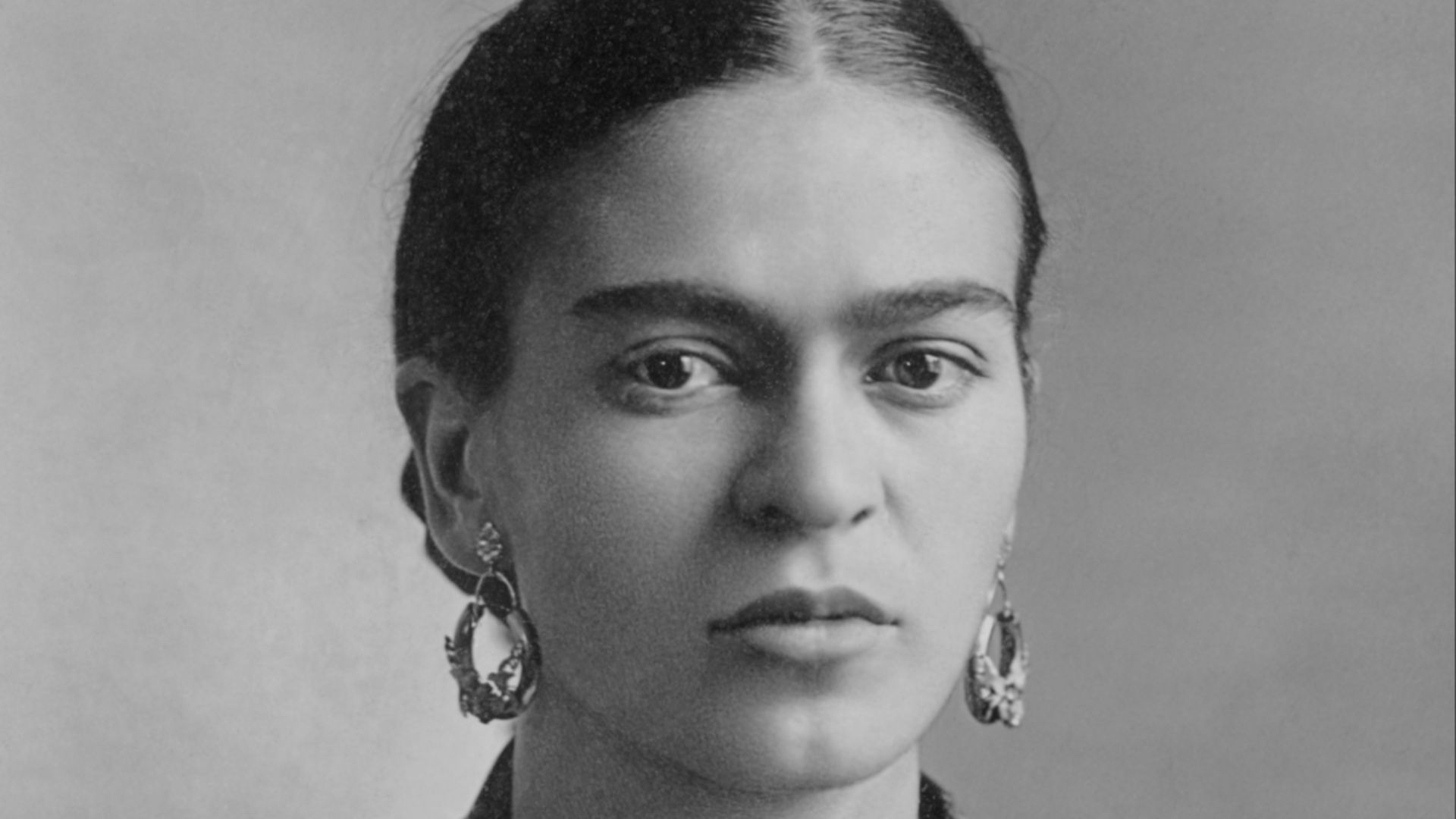 File:Frida Kahlo, by Guillermo Kahlo.jpg