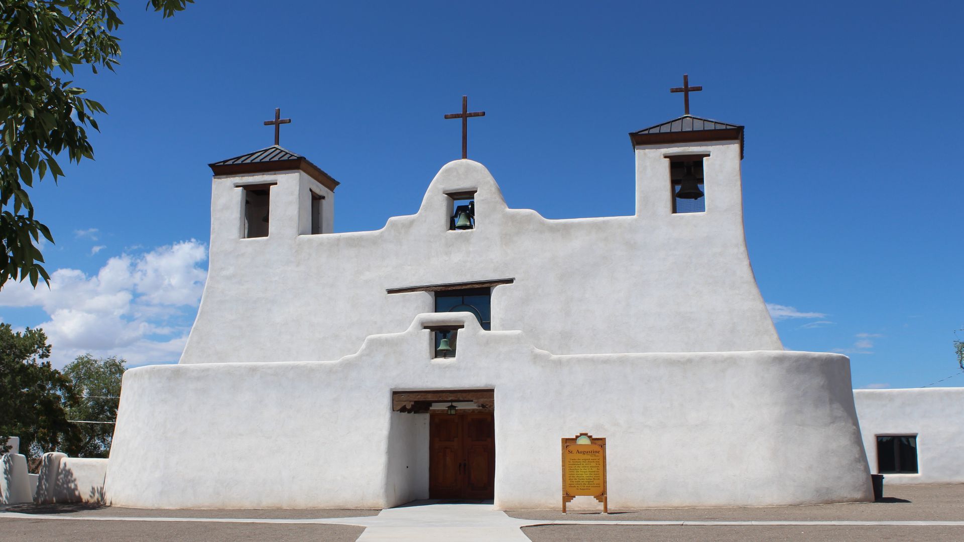 File:2014.08.05 - San Agustín de la Isleta Mission (4).JPG