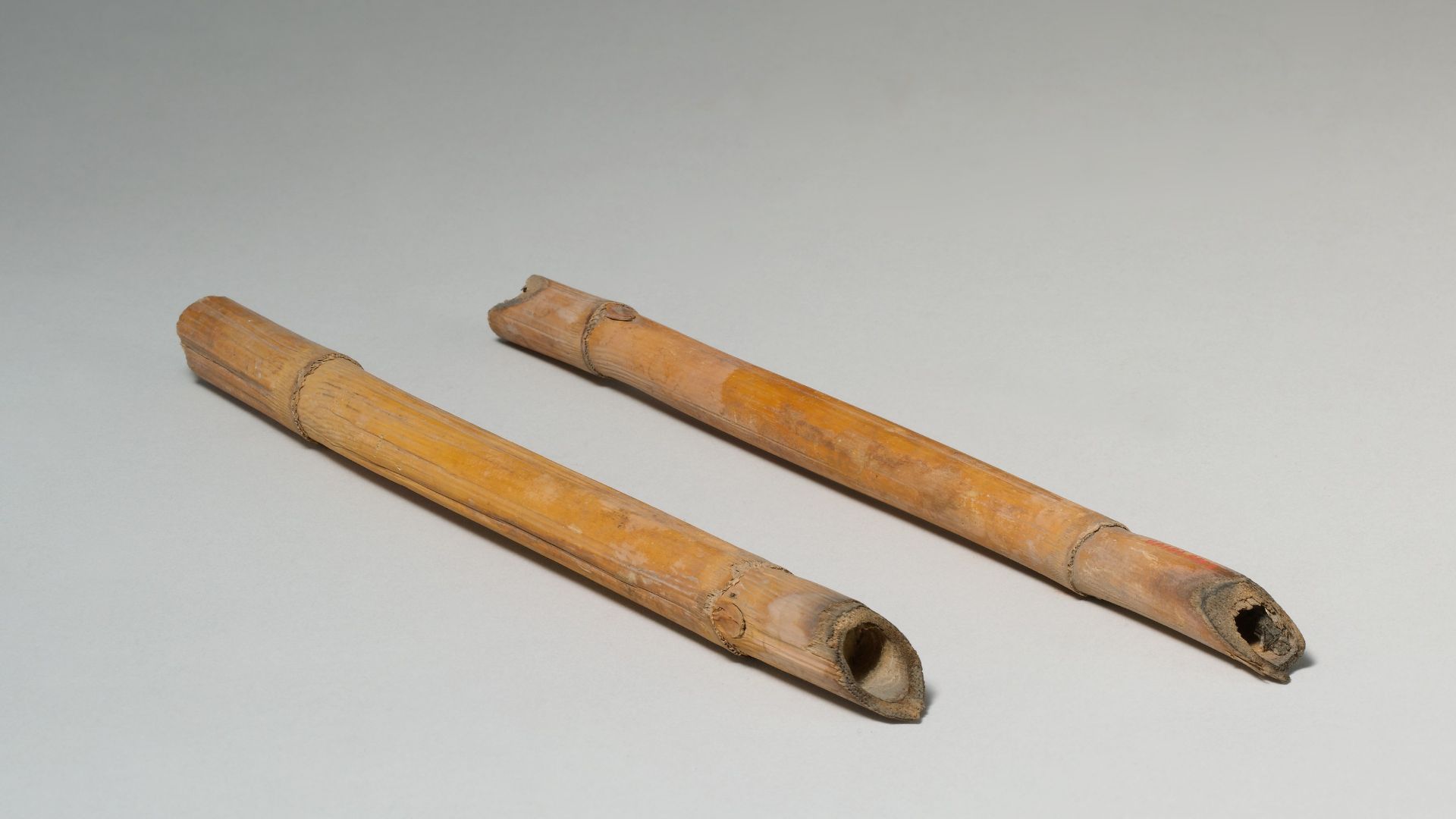 File:Sharpened Sticks from Tutankhamun's Embalming Cache MET DP225313.jpg