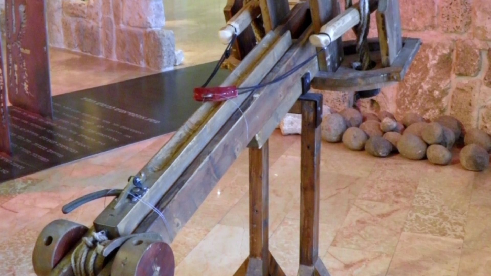File:Hecht 090710 Ballista.jpg