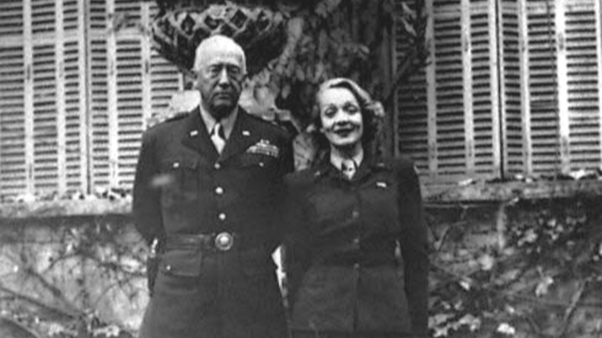 File:General Patton and movie star Marlene Dietrich.jpg