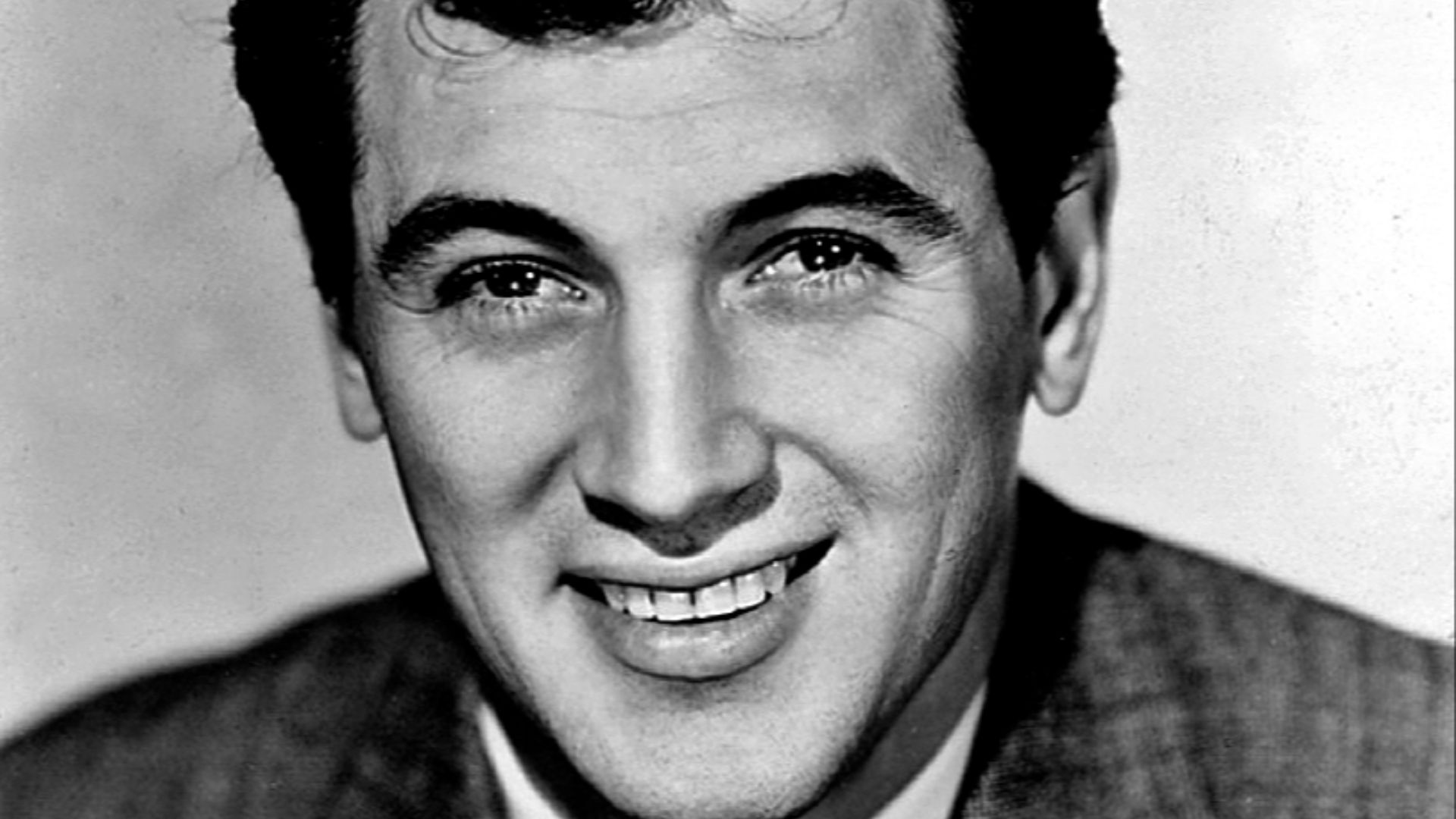 File:Rock Hudson - portrait.jpg
