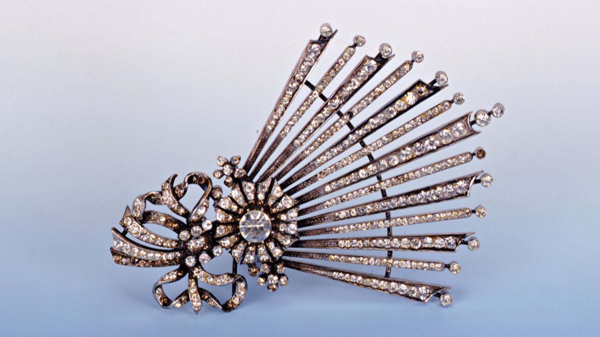 File:Diamond chelengk of Ottoman Empire.jpg