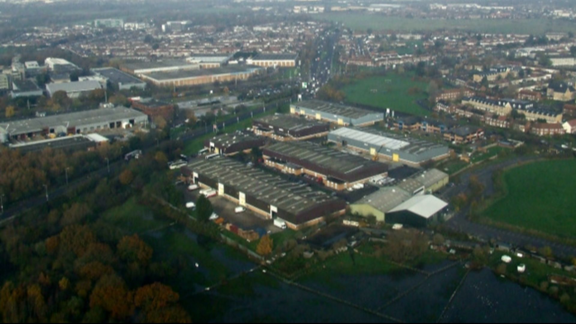 File:Heathrow International Trading Estate from the air - geograph.org.uk - 4396984.jpg