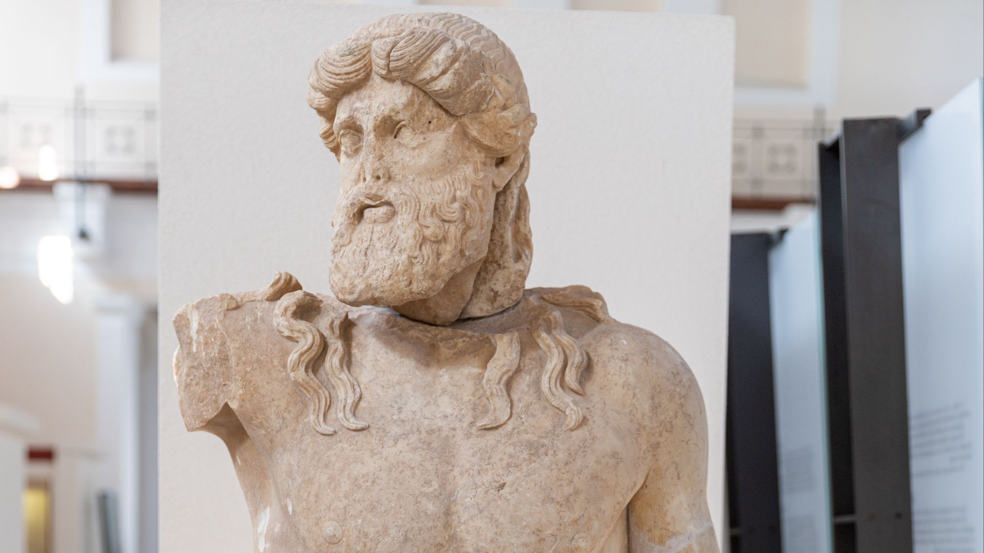 File:Marble statue of Zeus in the Archaeological Museum of Olympia, Greece (51223275498).jpg