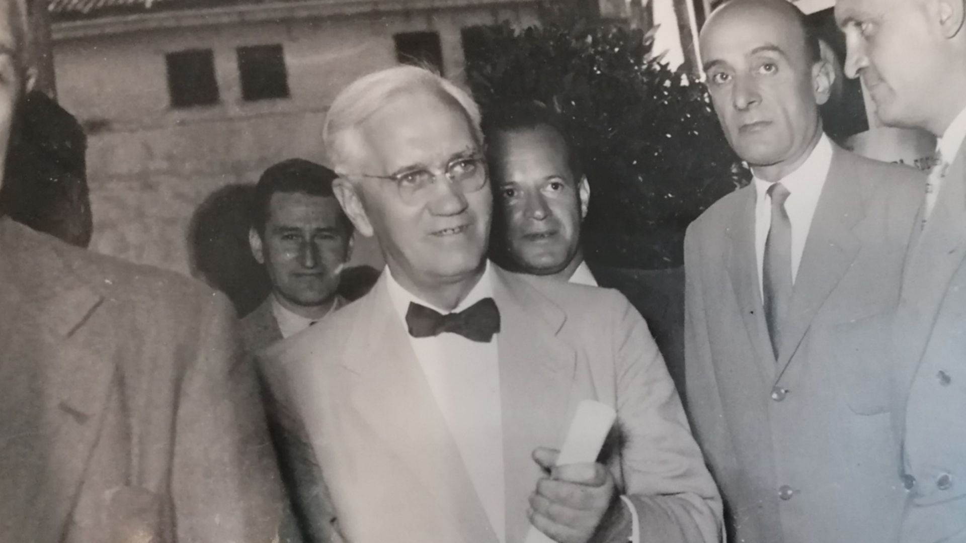 File:Fleming esce dalla SPA.png