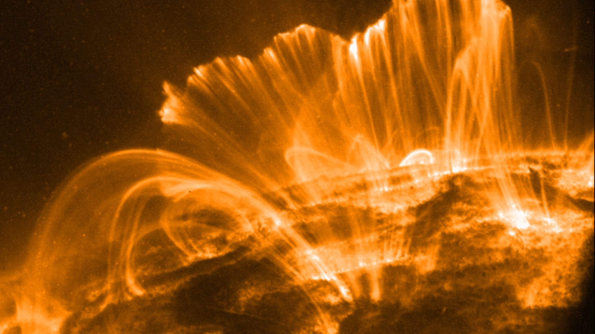 File:Solar flare (TRACE).gif