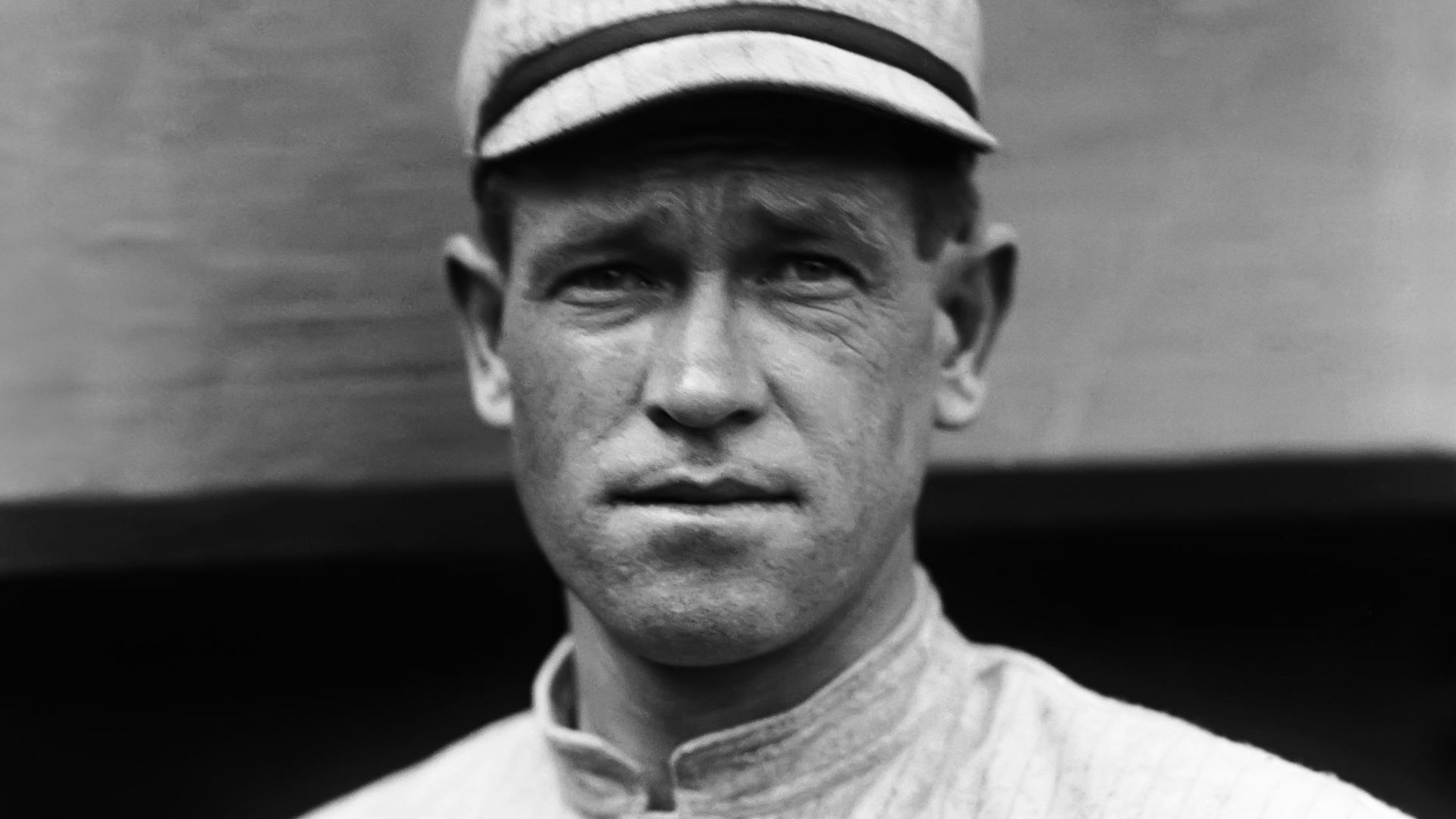 File:Hal Chase 1917.jpeg