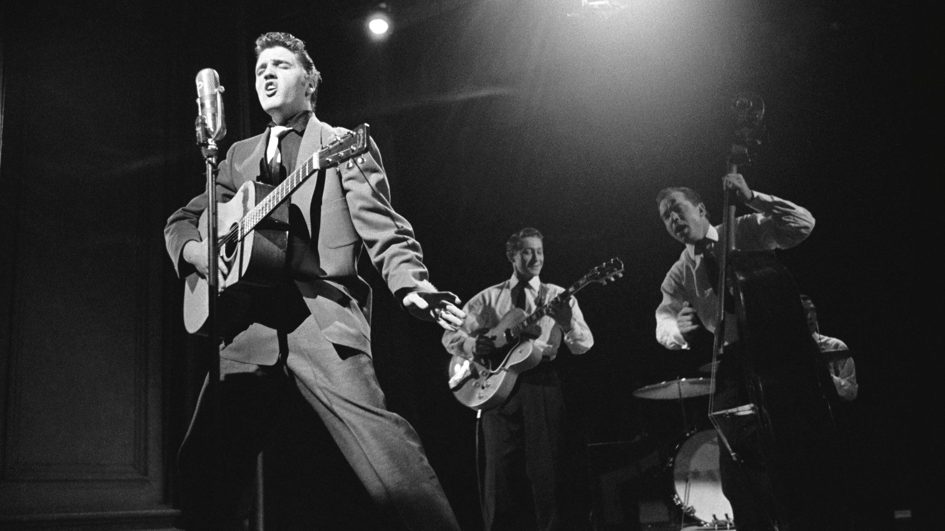 File:Elvis Presley - TV Radio Mirror, September 1956 01.jpg