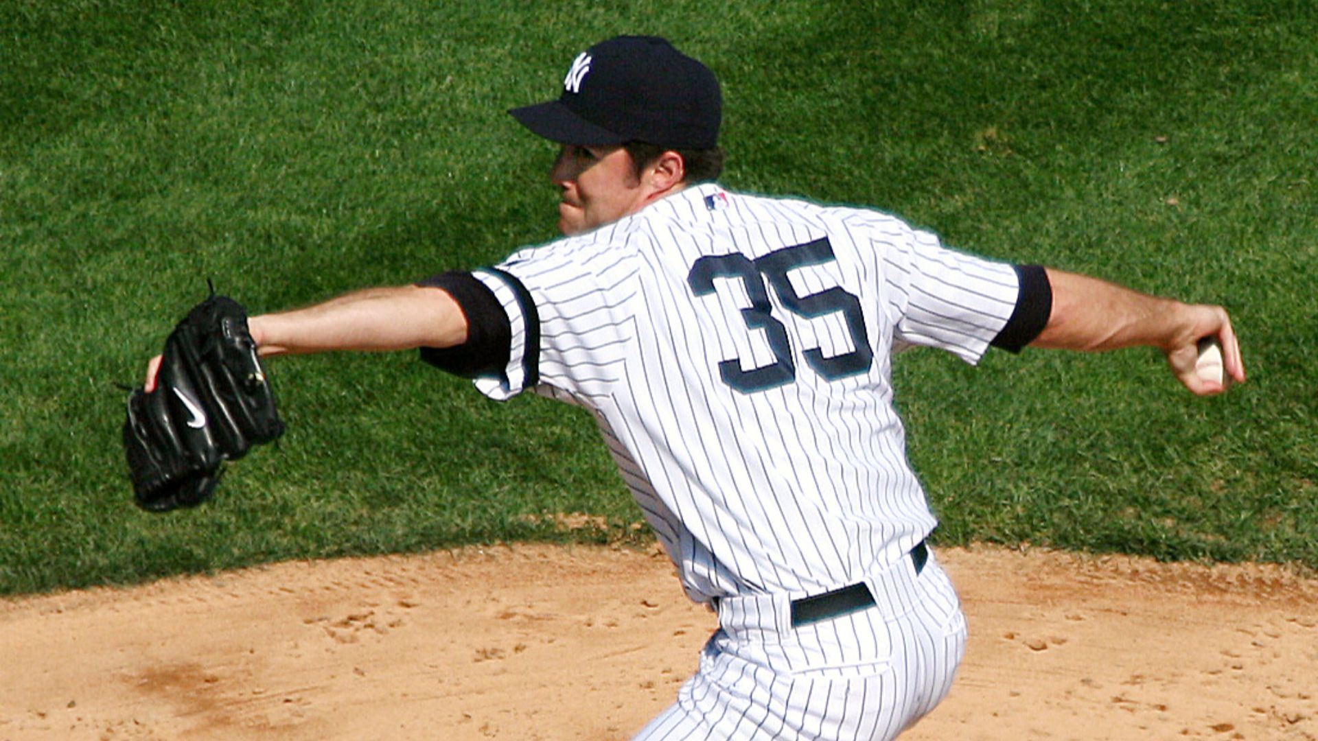 File:Mike-mussina.jpg