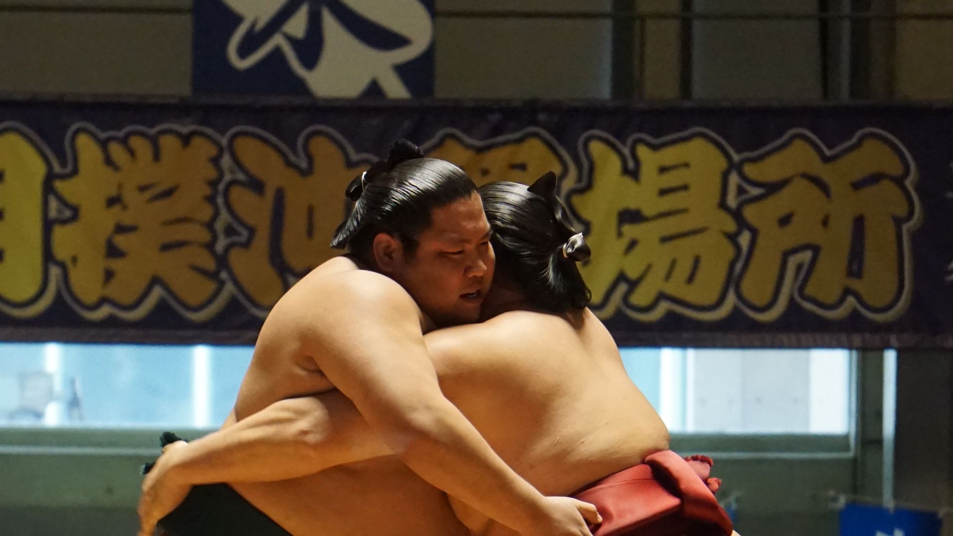 File:Sumo in Okinawa - 2017 - 29000541487.jpg
