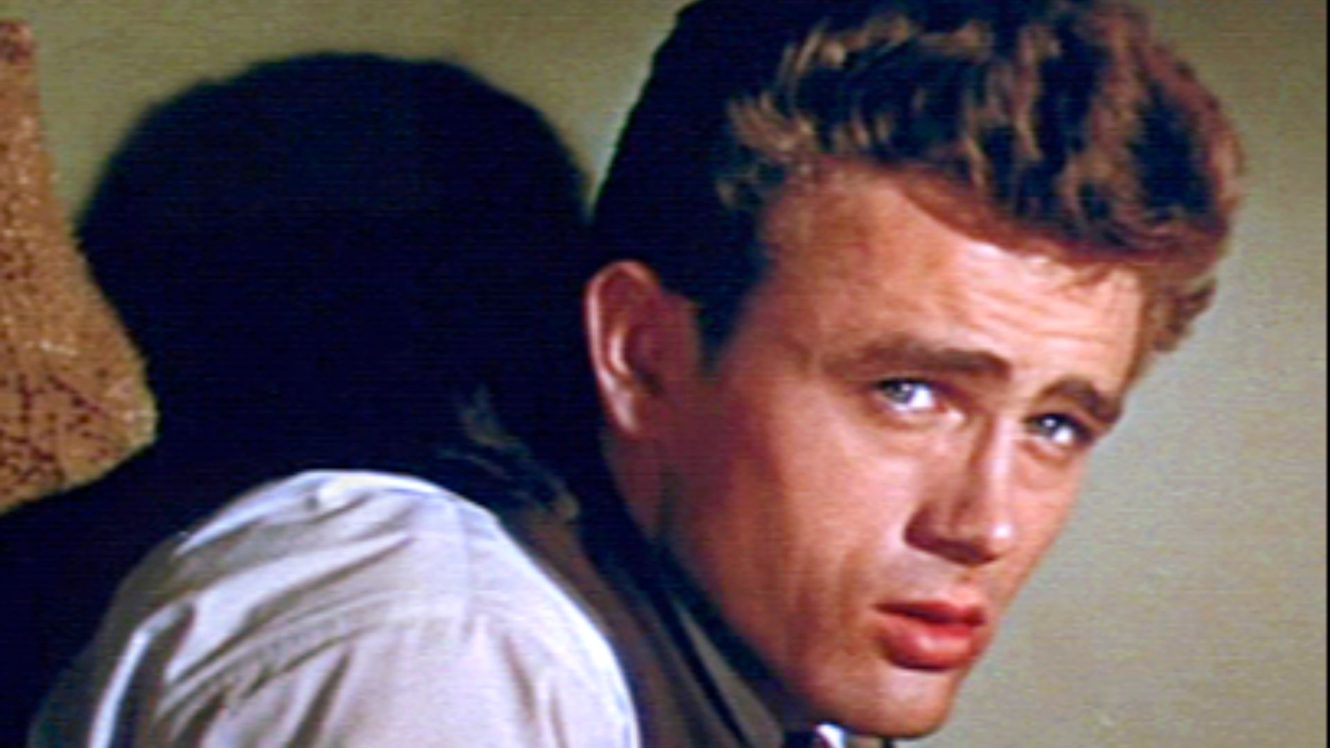 File:James Dean in East of Eden trailer 2.jpg