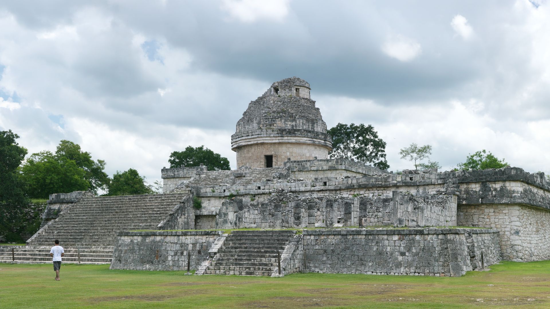 File:Chichen Itza 4.jpg