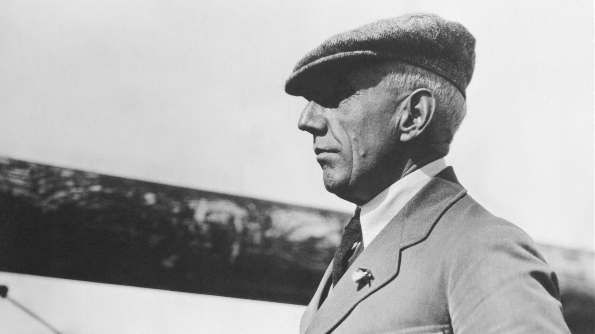 File:Roald Amundsen2.jpg