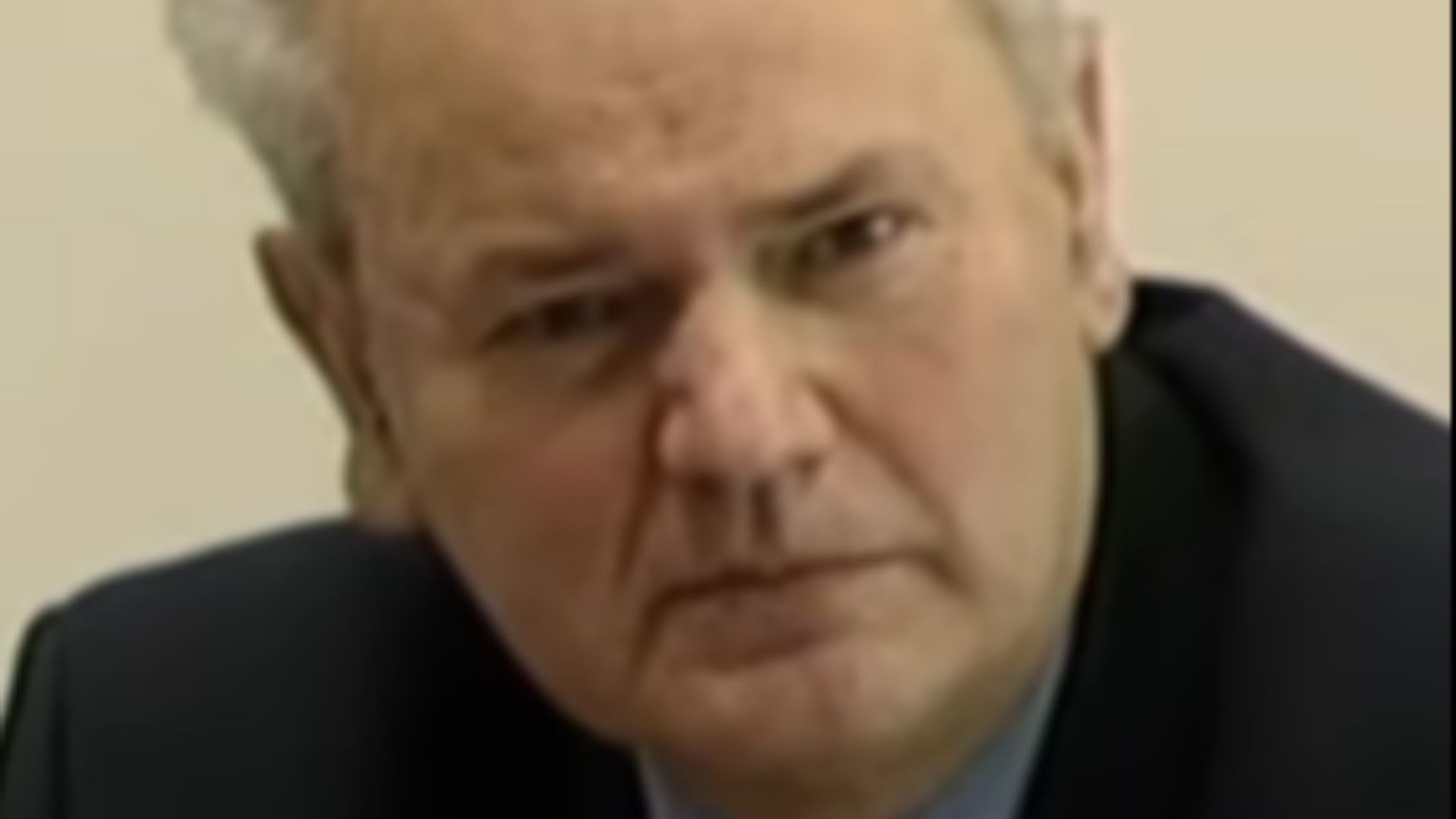 File:Slobodan Milošević 2001.png