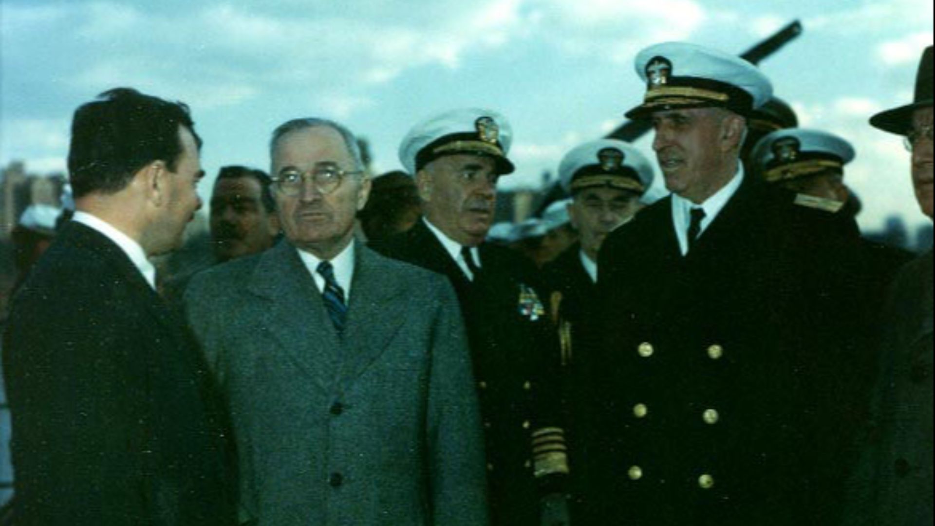 File:Harry S. Truman and Herbert F. Leary.jpg