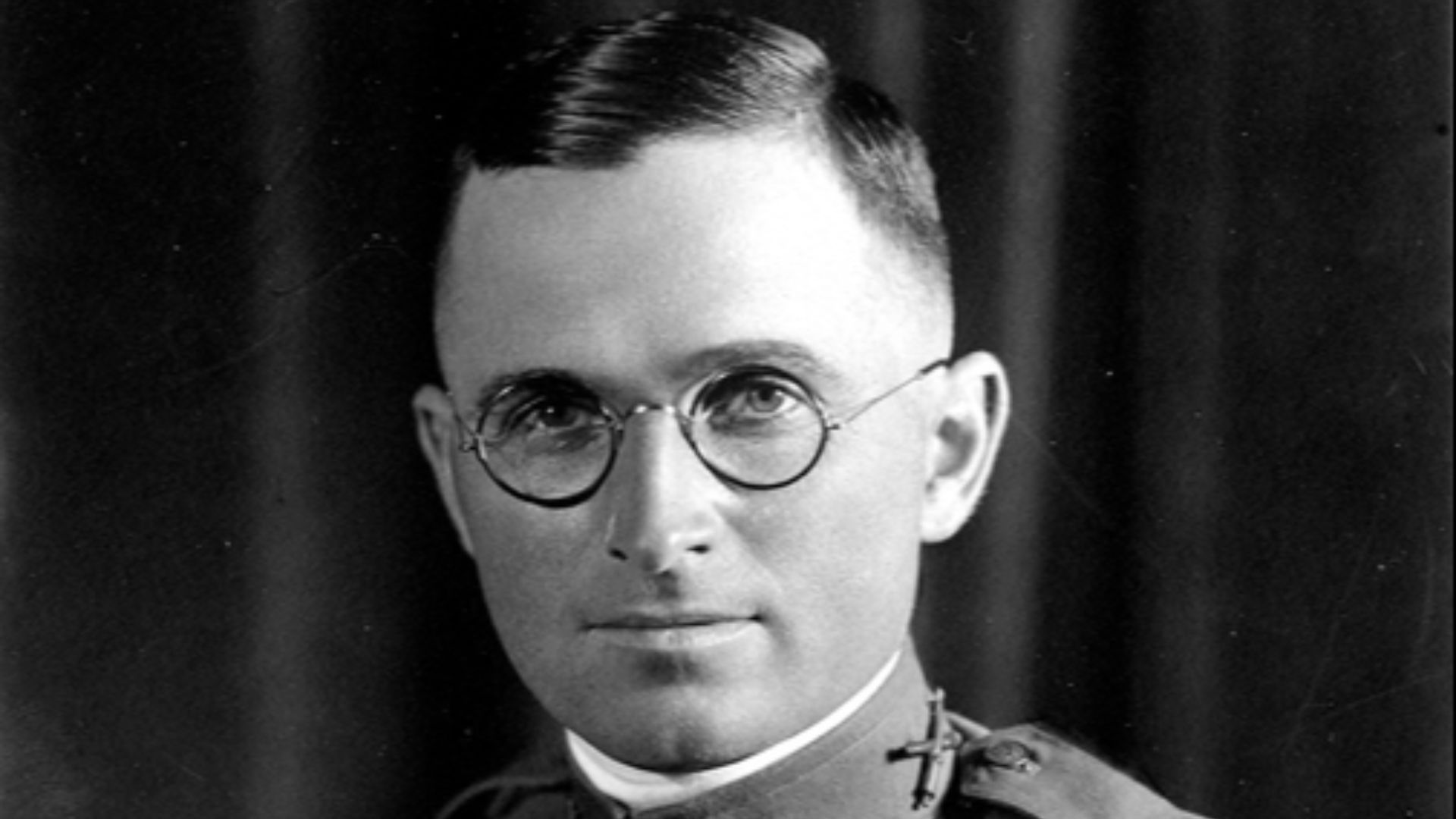 File:Harry S. Truman in his World War I Army uniform.jpg