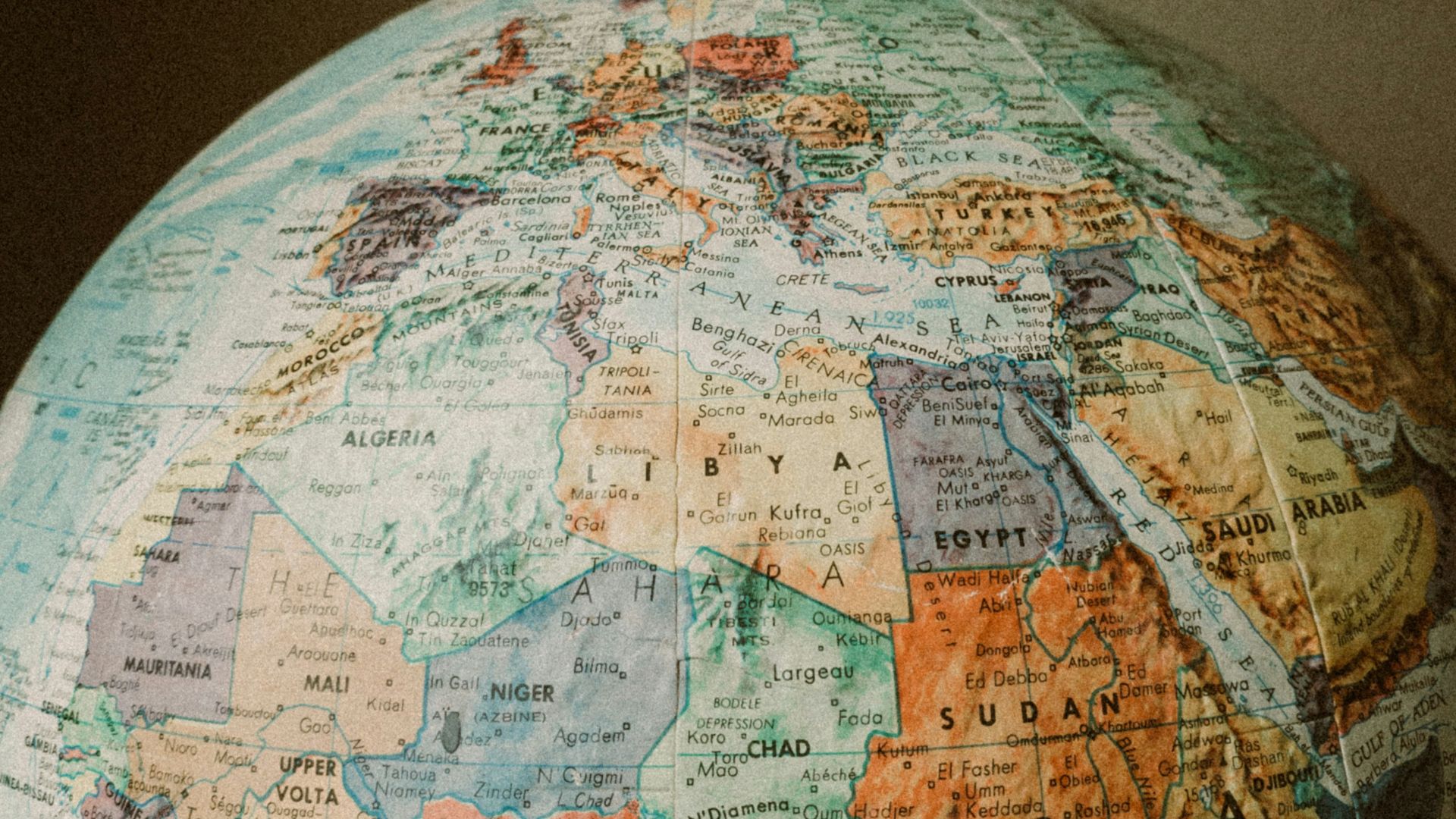 blue and brown desk globe