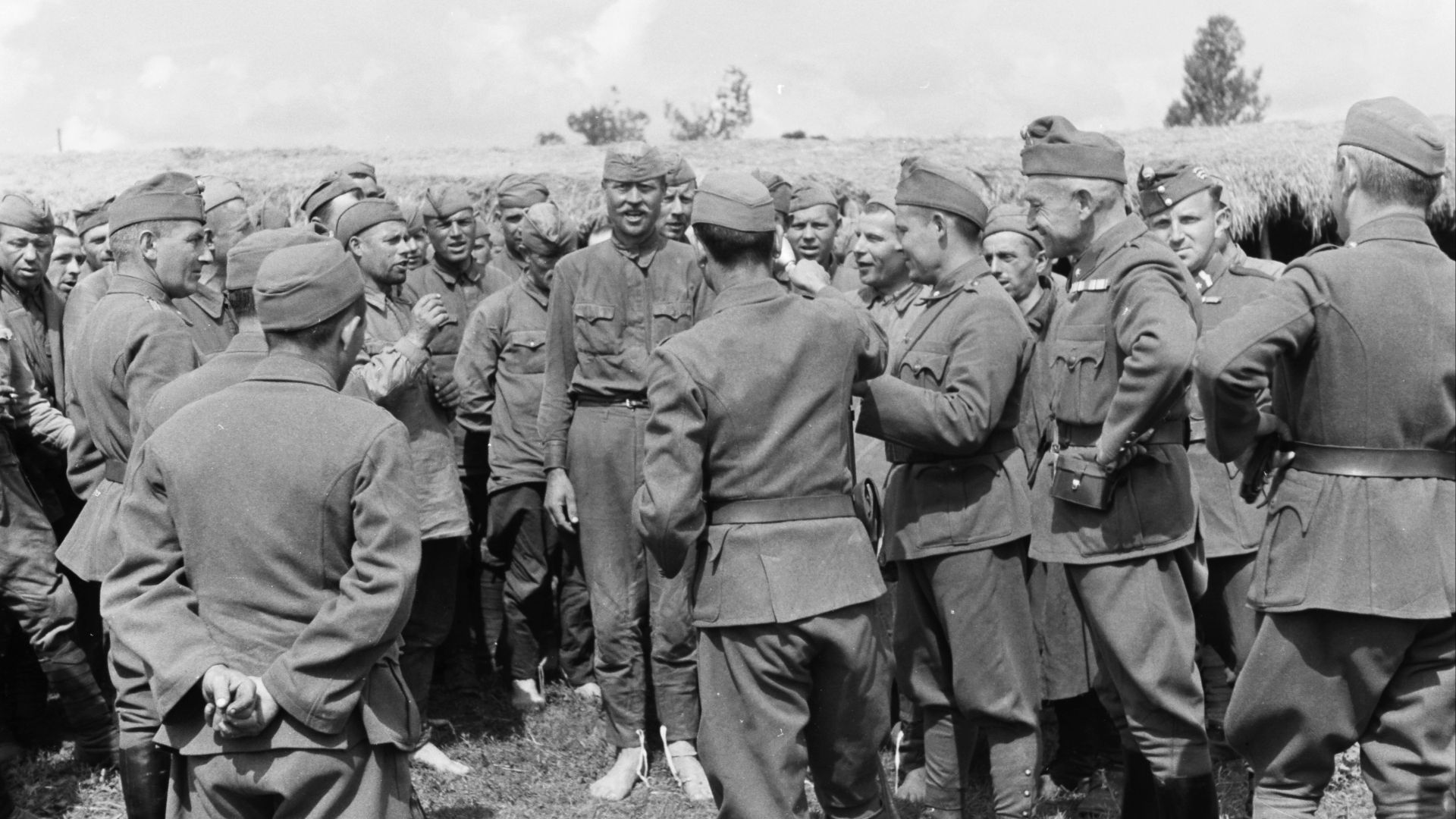 File:Prisoner of war, Soviet soldier, second World War, eastern front, barefoot Fortepan 28032.jpg