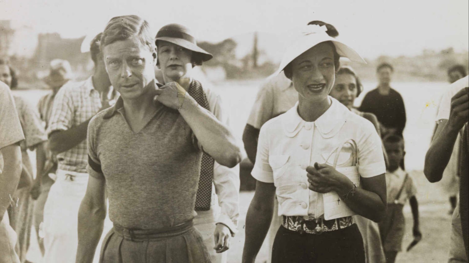 File:King Edward VIII and Mrs Simpson on holiday in Yugoslavia, 1936.jpg