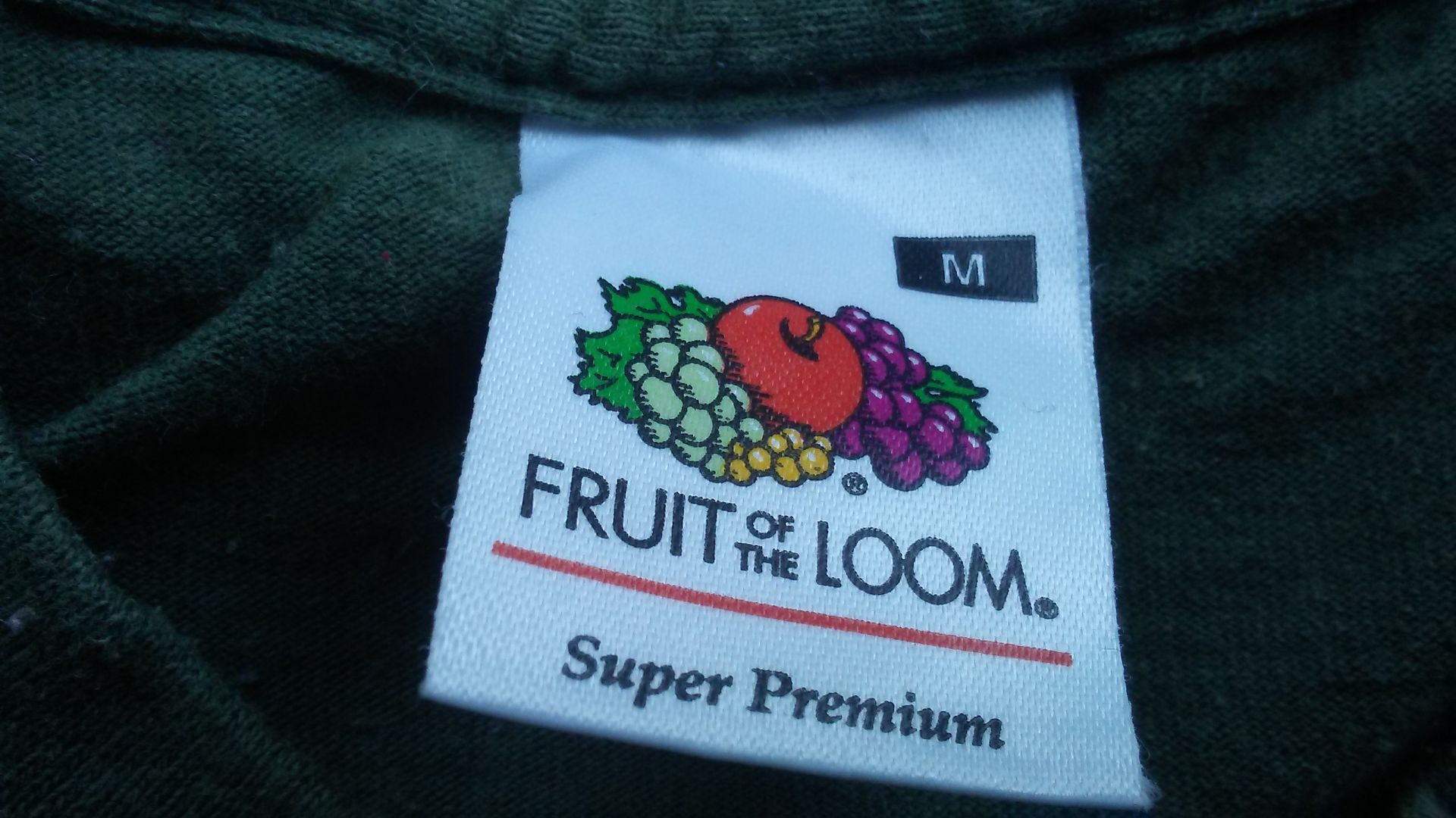 File:Fruit of the Loom, t-shirt label.jpg