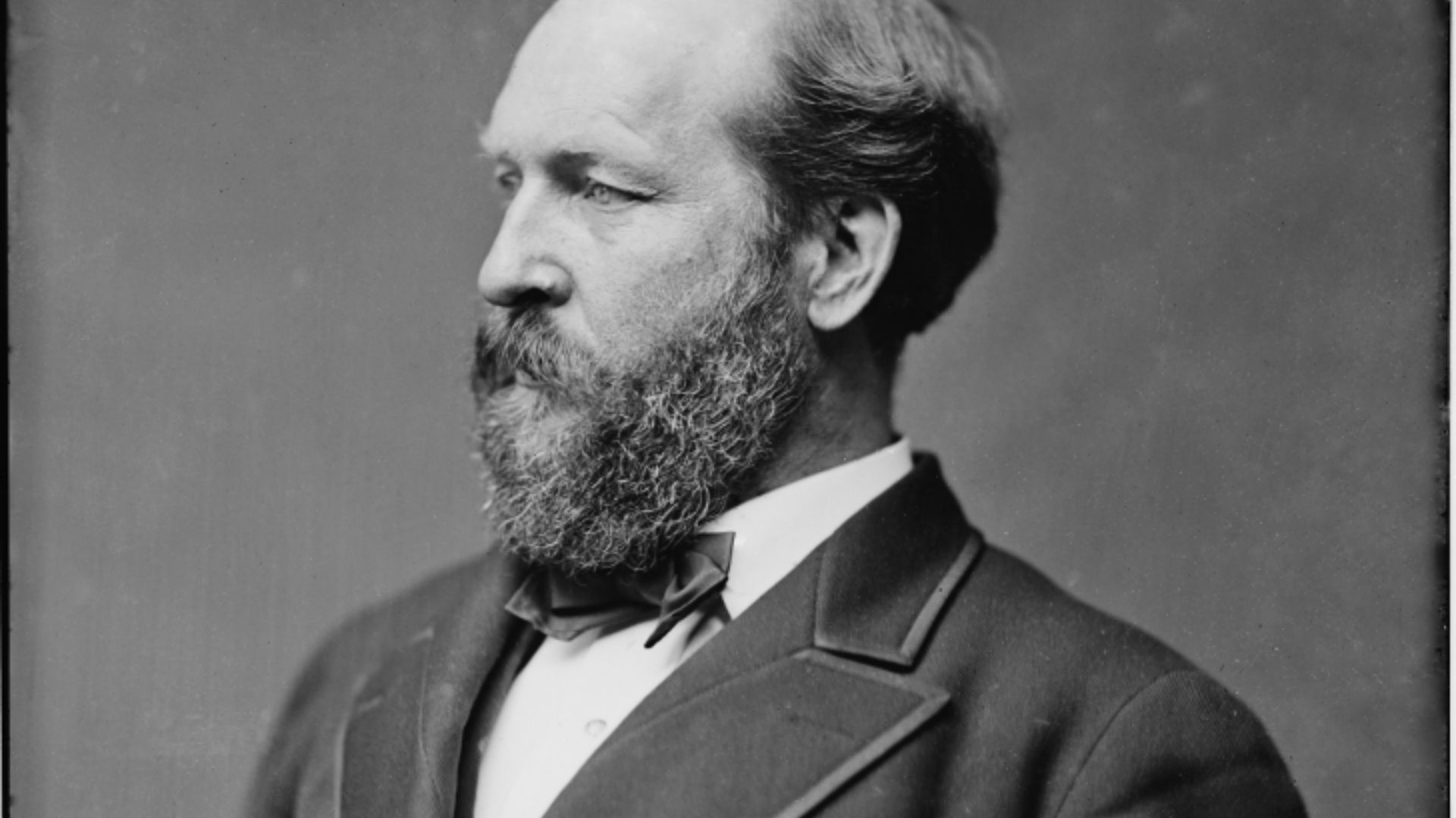 File:James Garfield After.gif