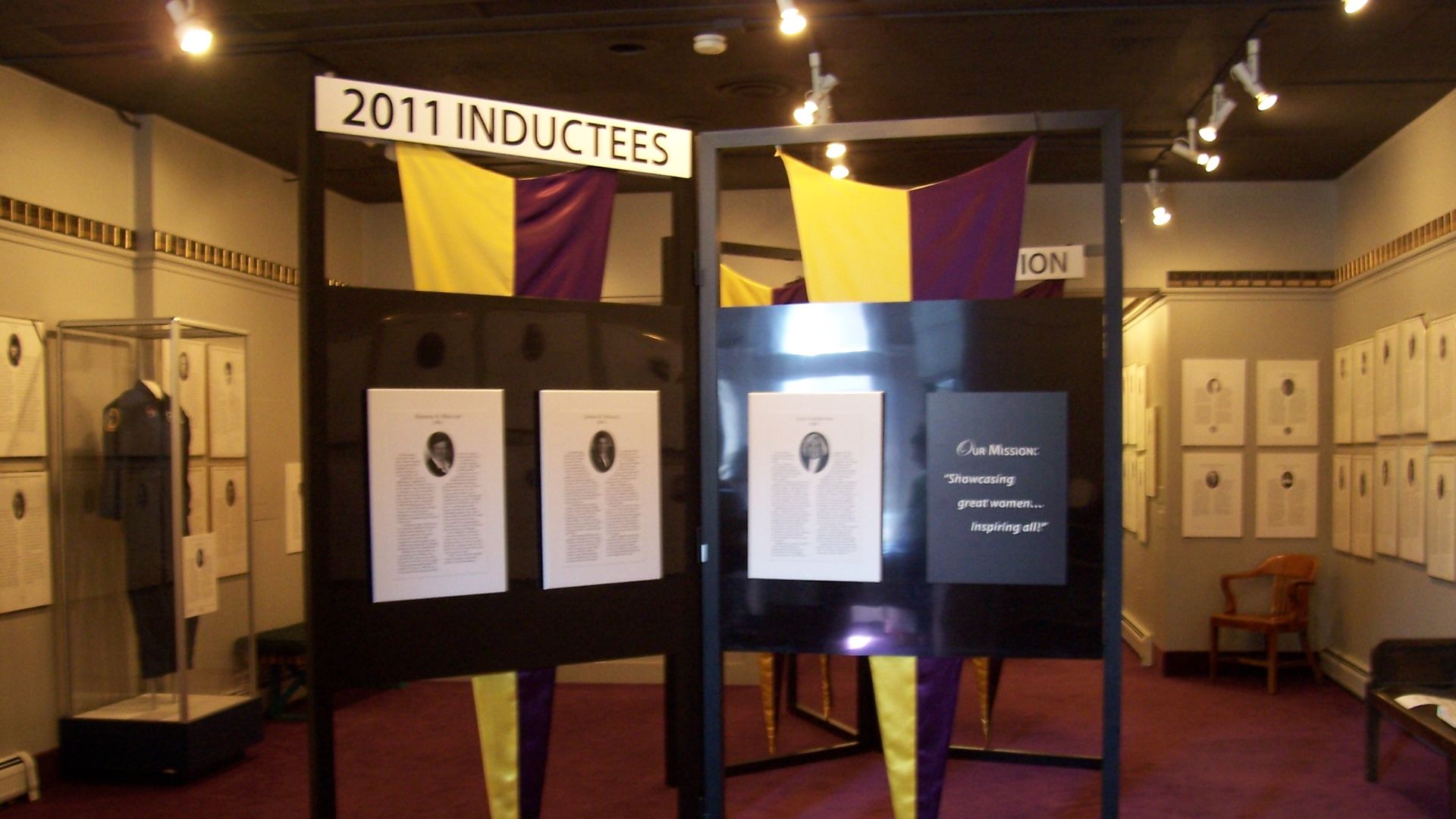 File:NationalWomen'sHallofFameInterior.JPG