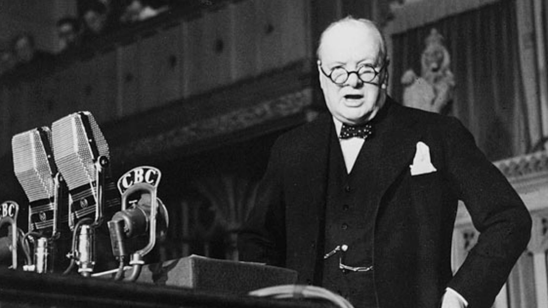 File:Winston Churchill addressing the Canadian House of Commons 1941.jpg