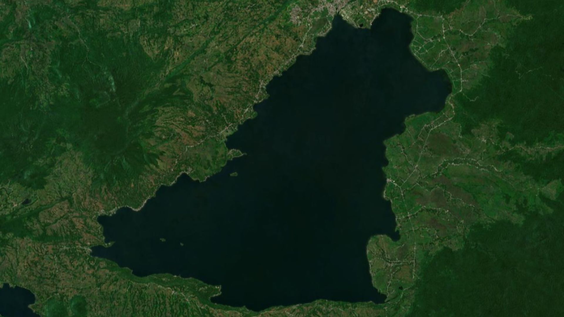 File:Lake Lanao S2.jpg