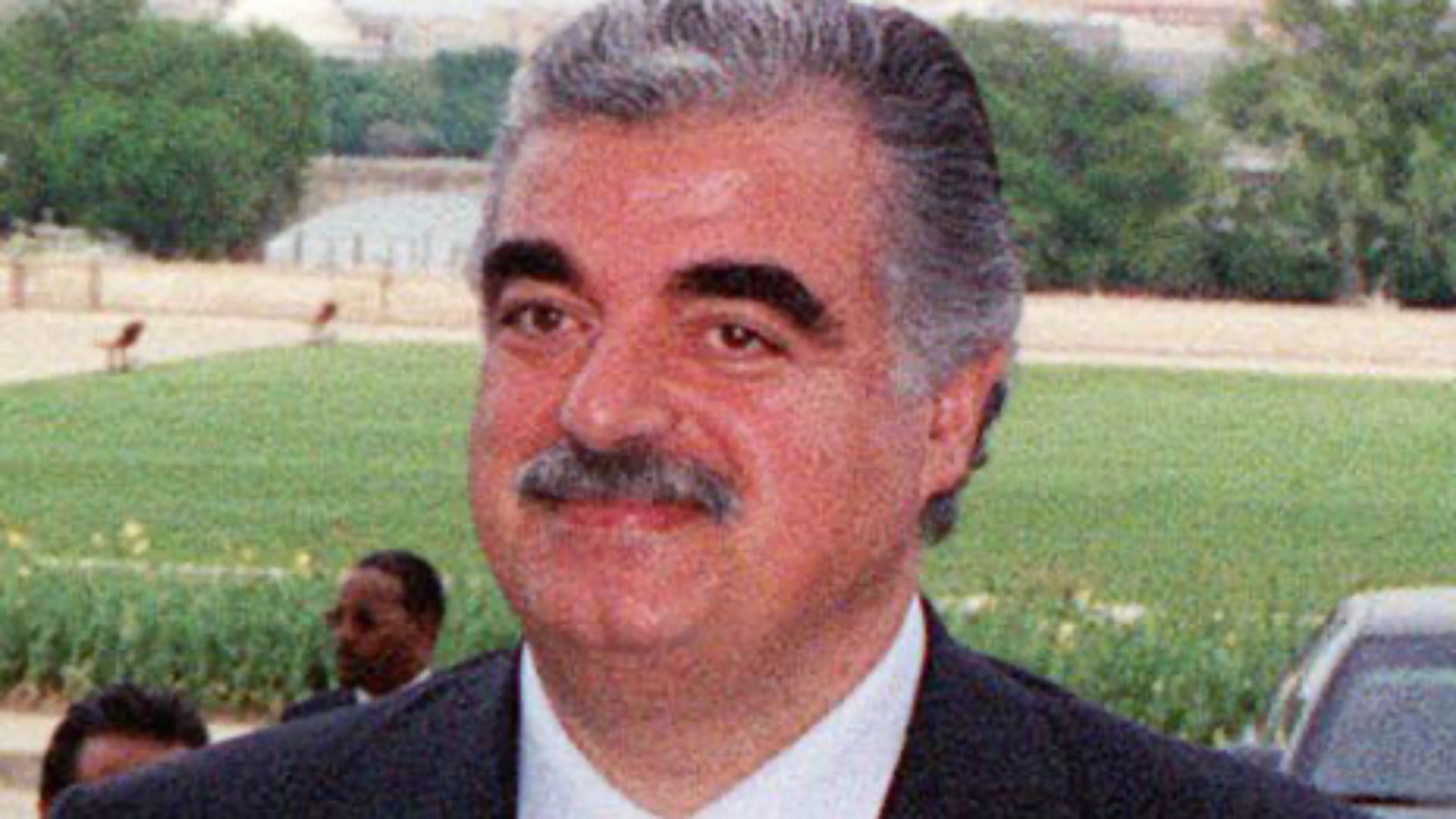 File:Rafic Hariri in 2001.jpg