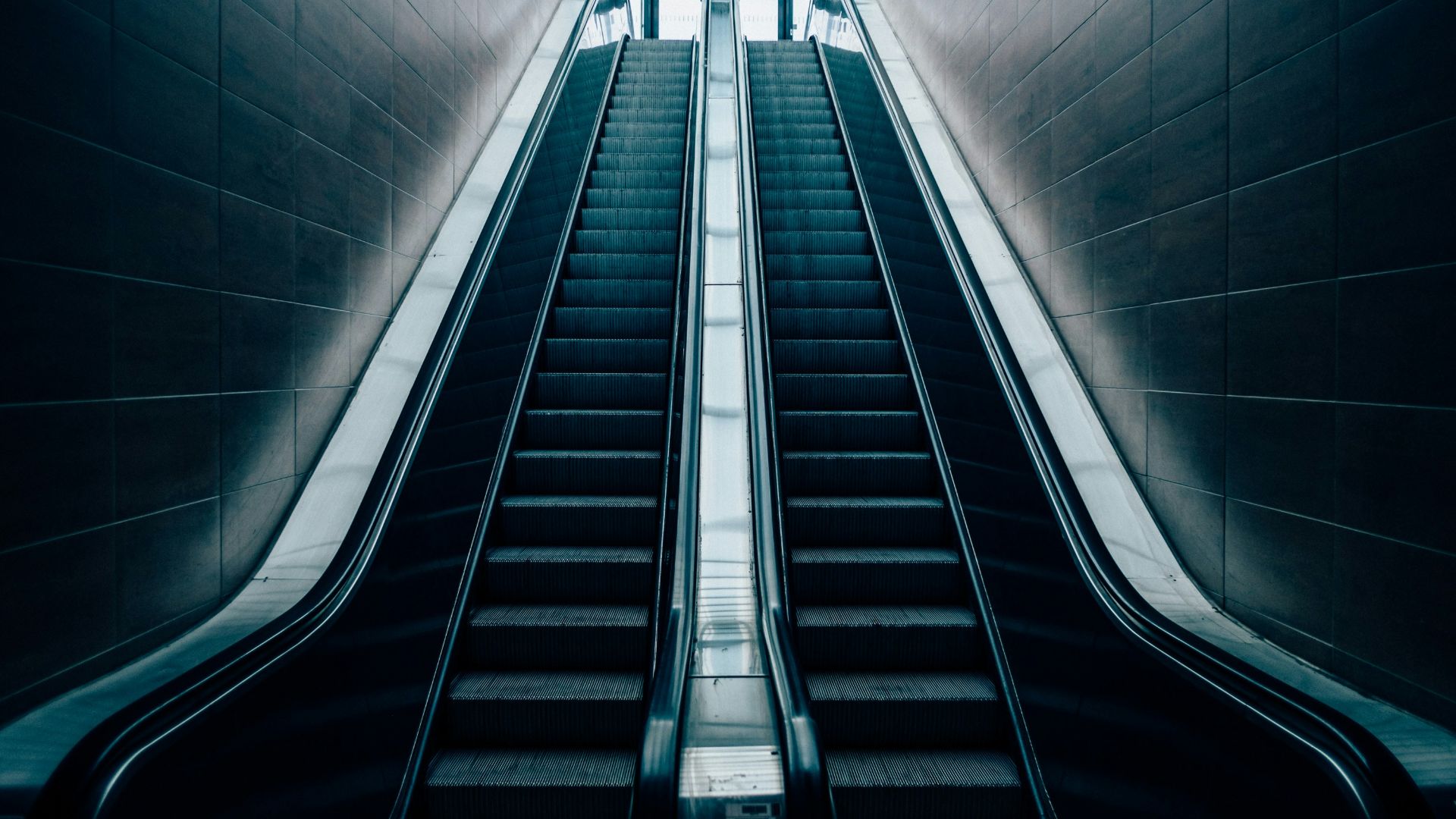 architectural photo of escalator