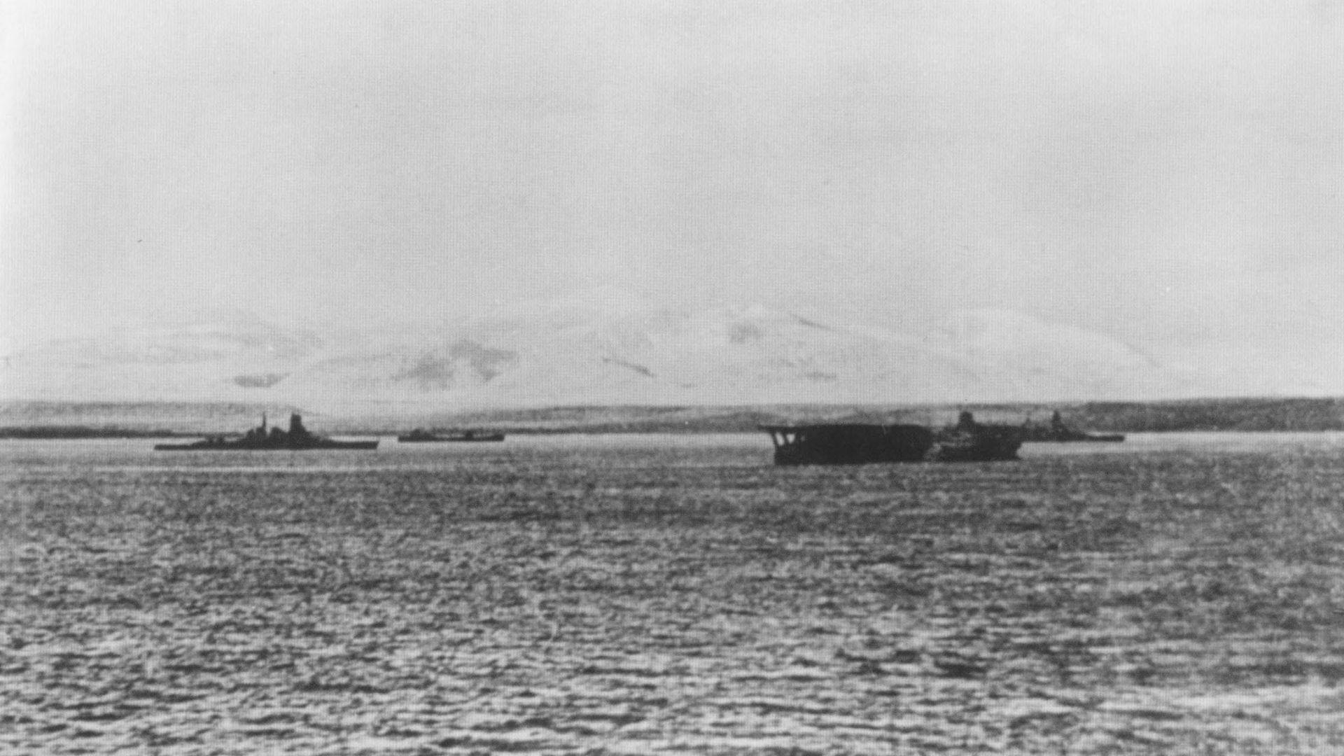 File:Kirishima Kaga and Hiei at Hitokappu.jpg