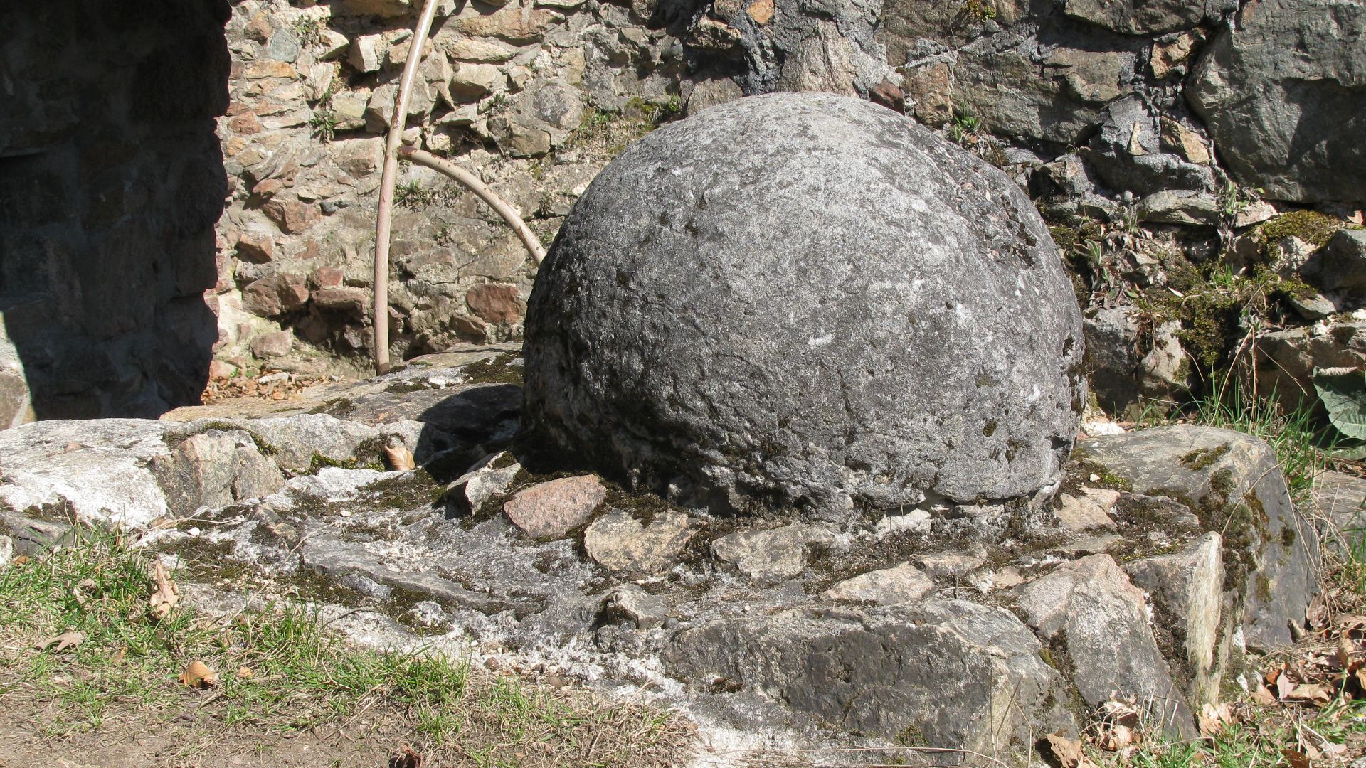 File:Burg Tannenberg Blidenstein.JPG