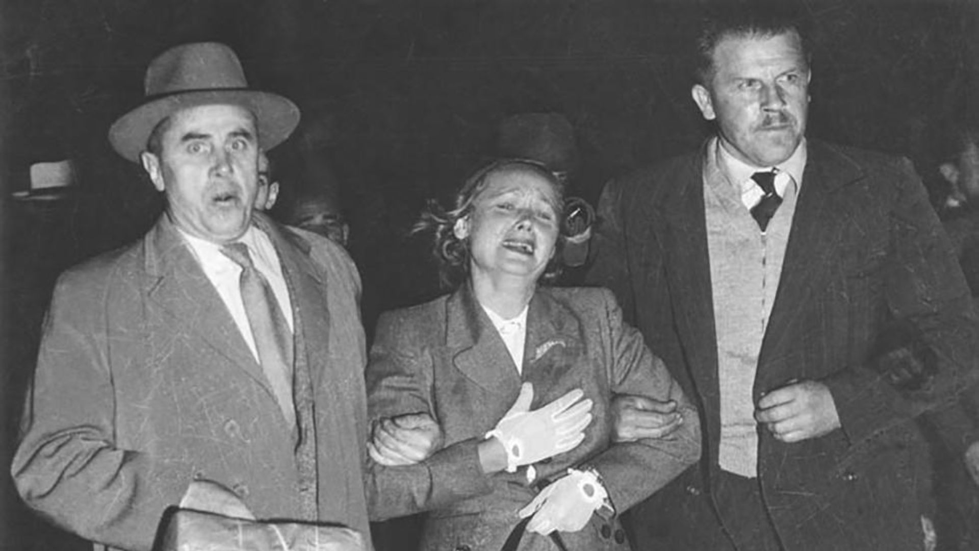 File:Evdokia Petrov escorted at Mascot Airport.jpg