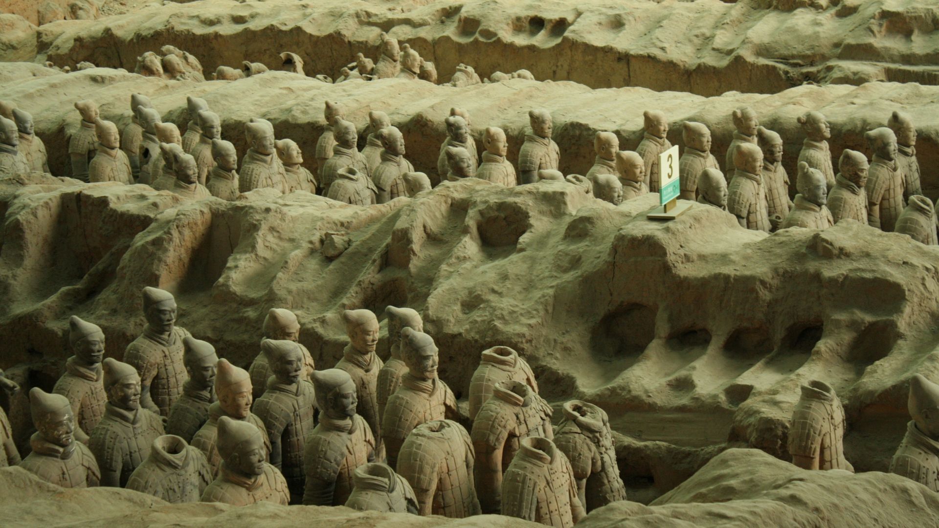Terracotta warrior statue