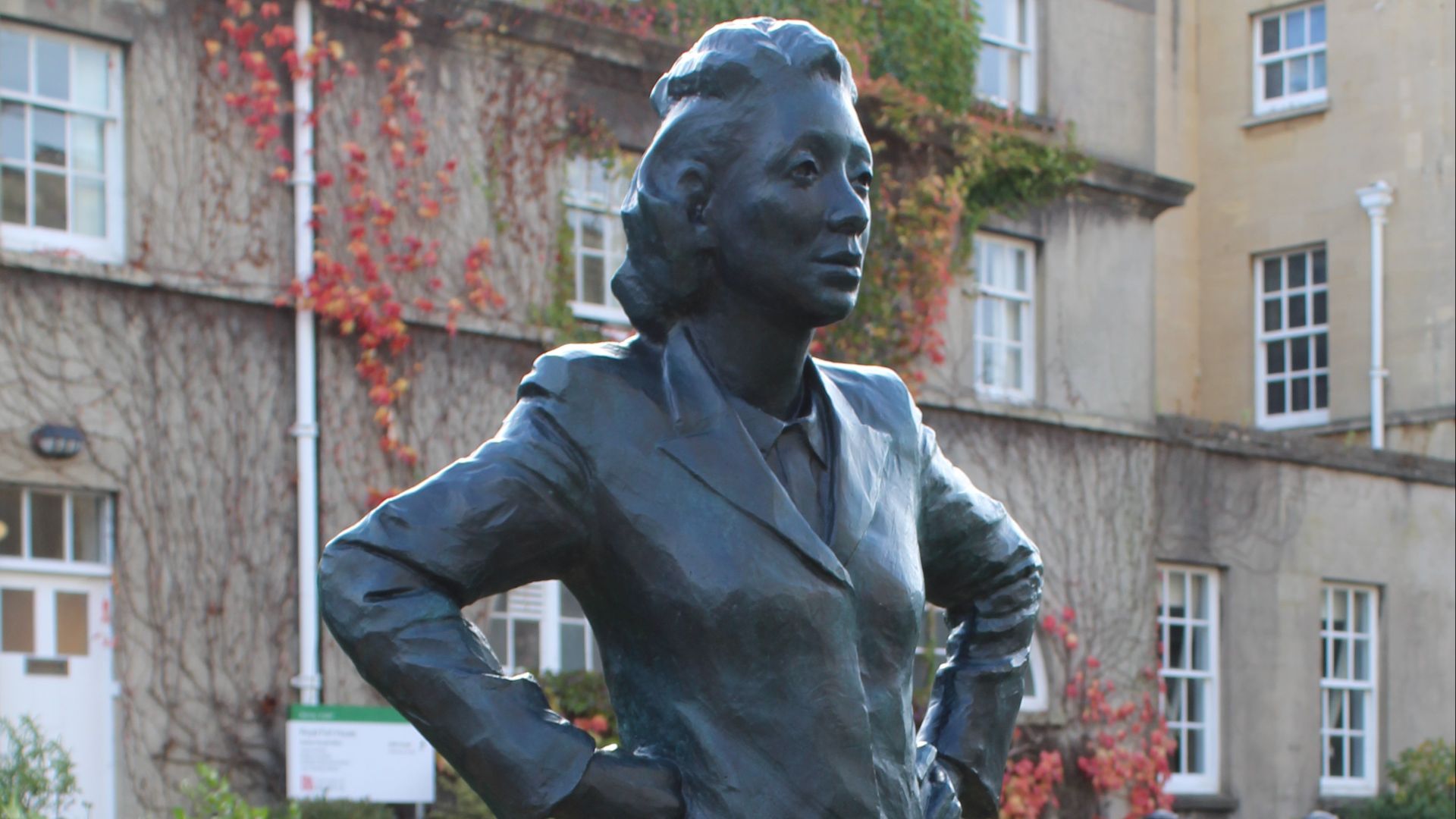 File:Henrietta Lacks statue, Bristol, RHS.jpg