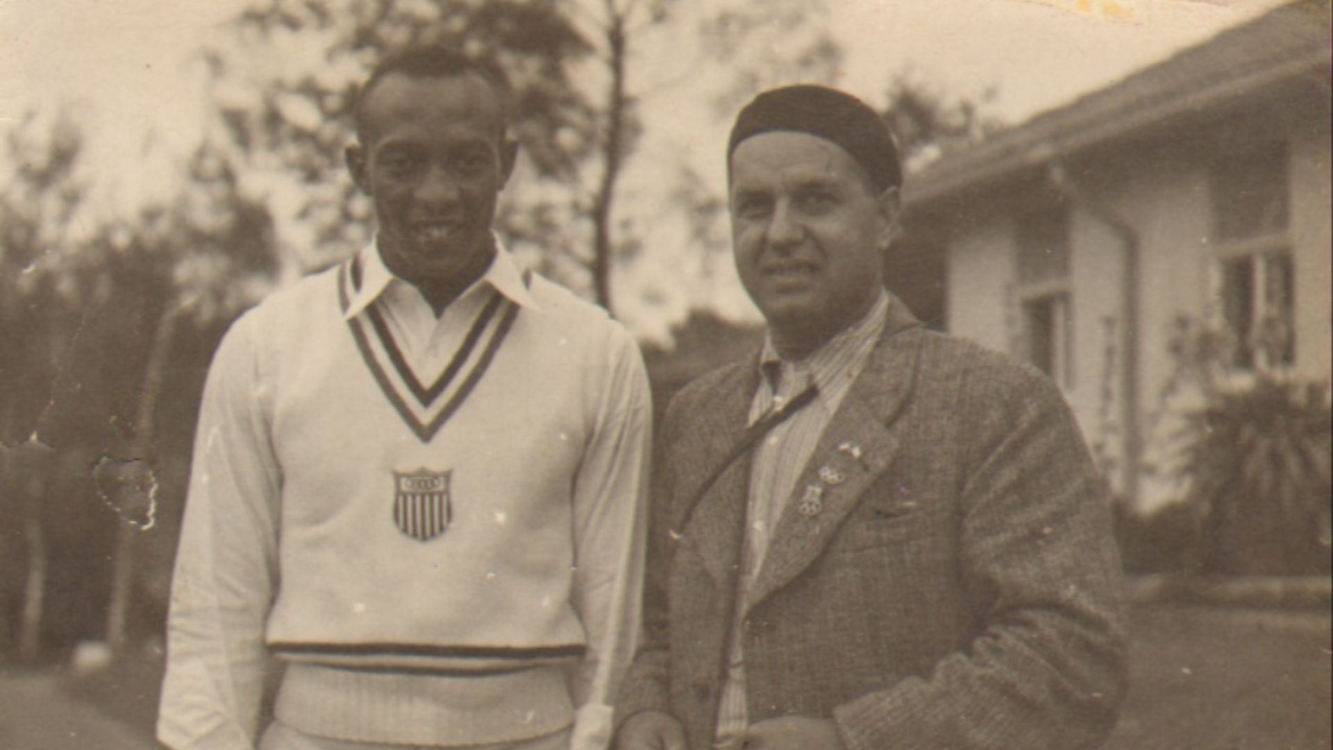 File:Jesse Owens and Rodoljub Malenčić 1936.jpeg