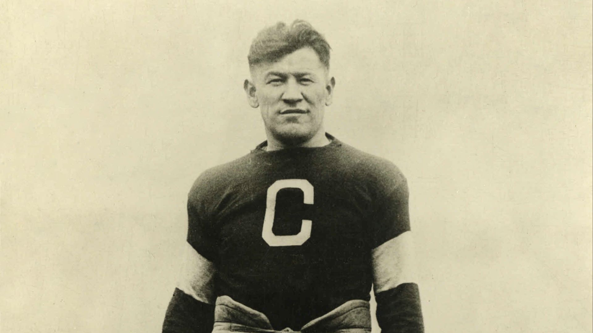 File:Jim Thorpe Canton Bulldogs 1915-20.png
