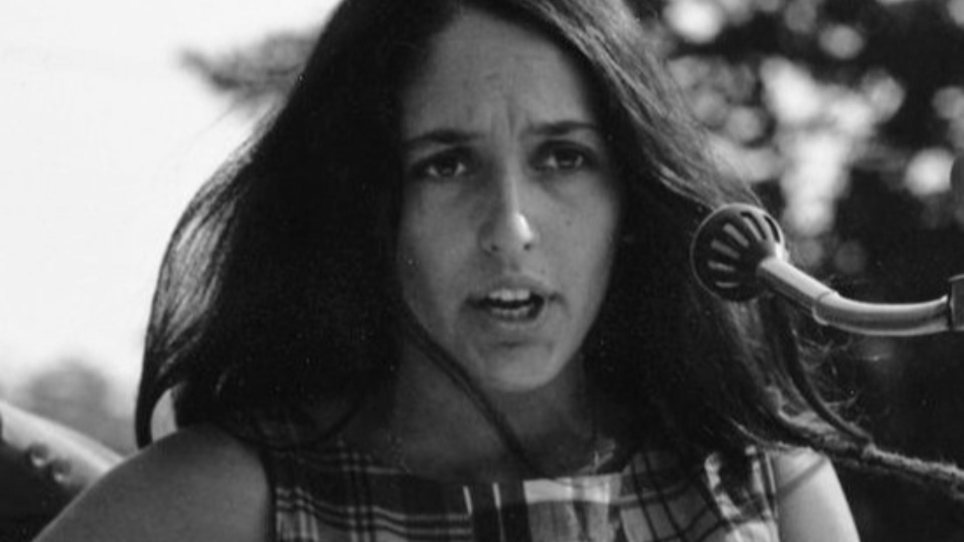 File:Joan Baez 1963 crop.jpg