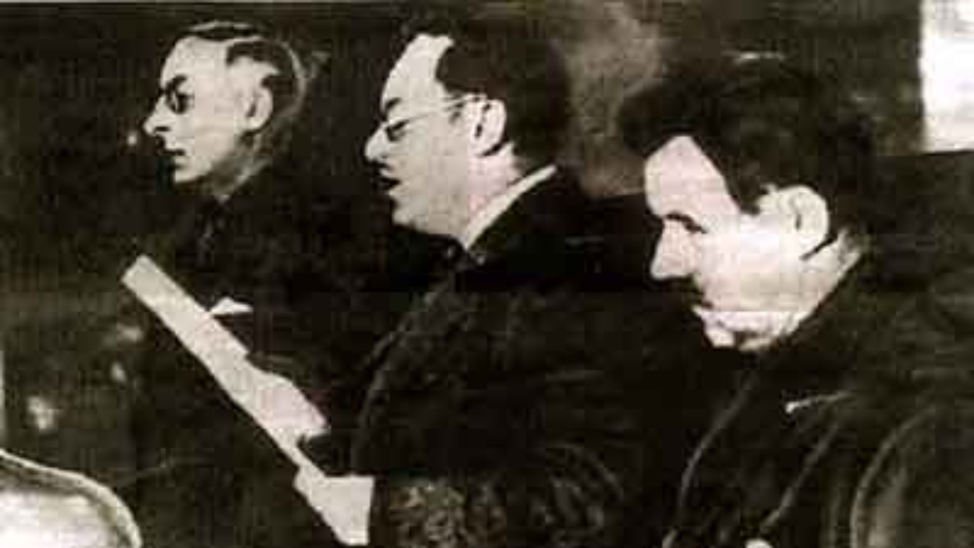 File:Radek's action.jpg