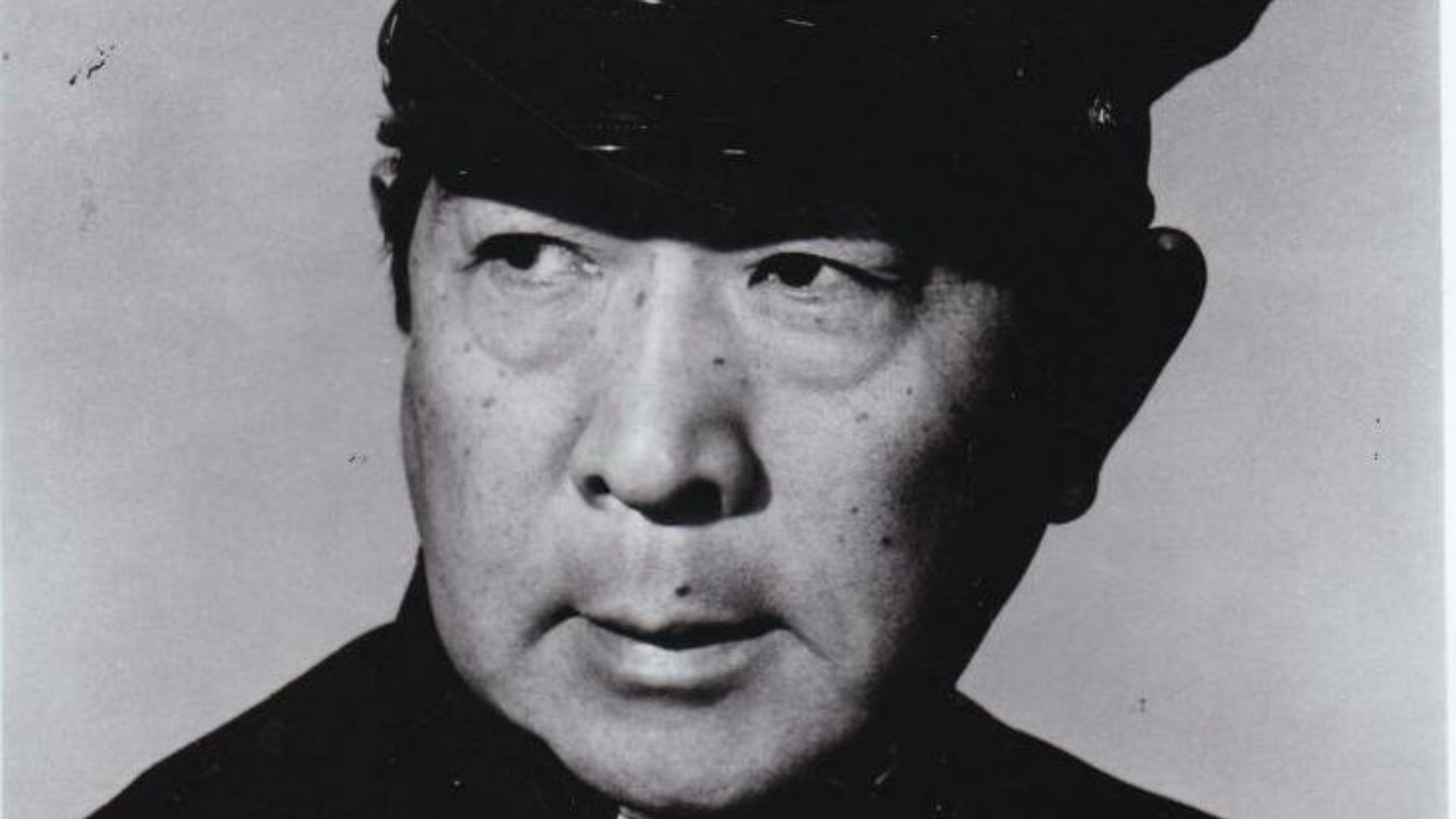 File:Midway (1976) Press Photo of Dale Ishimoto.jpg