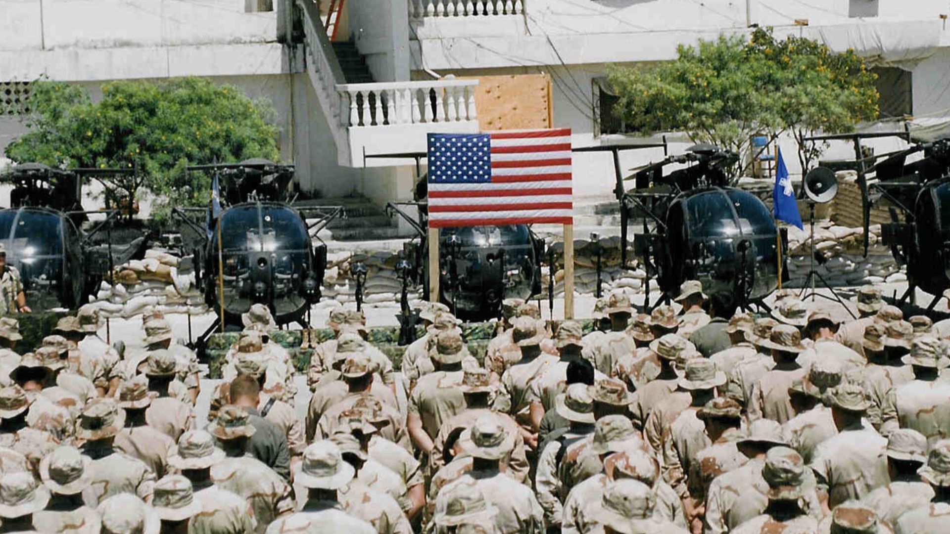 File:Remembrance service after 3 Oct 1993.jpg