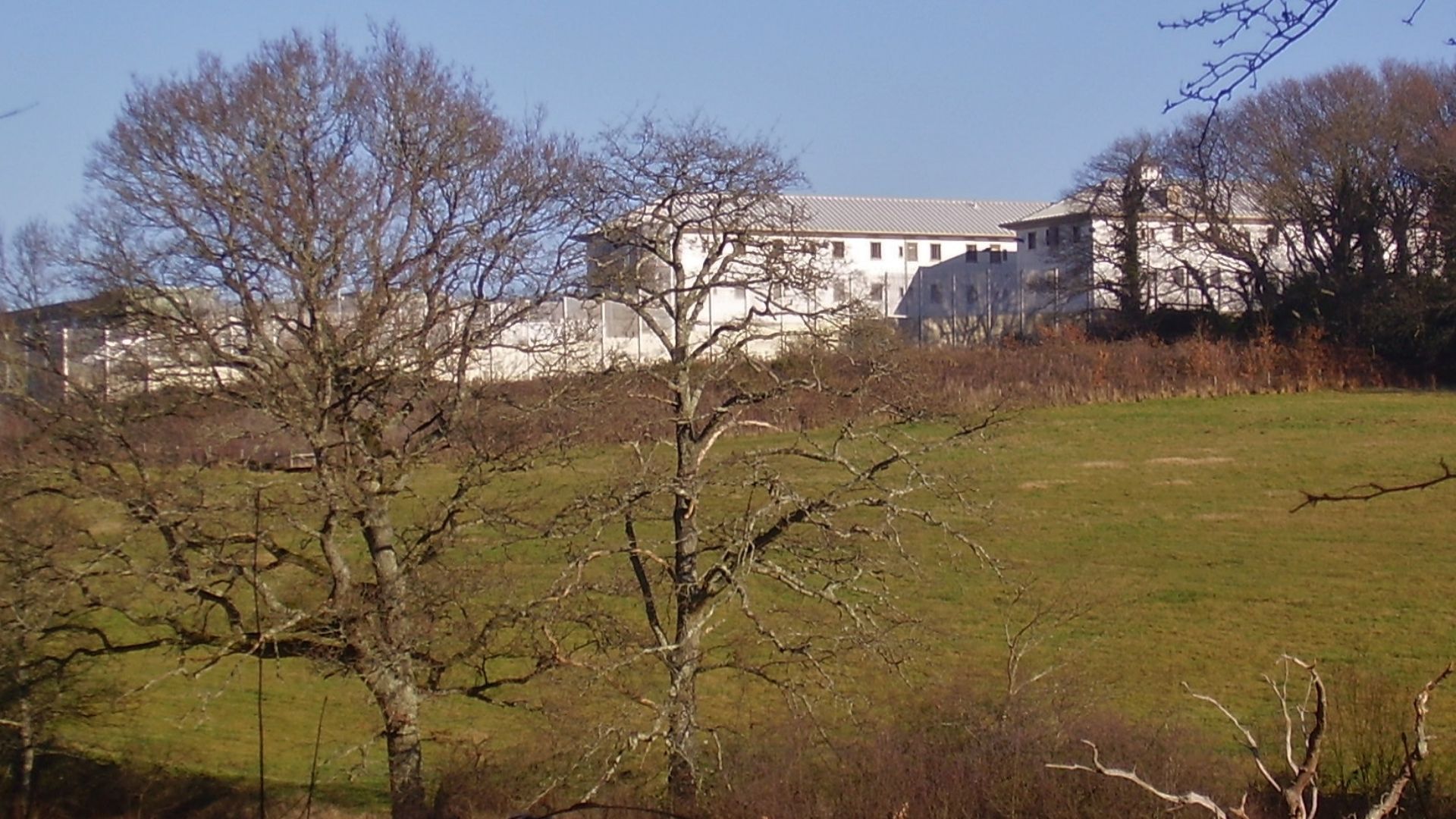 File:Camp Hill Prison, Isle of Wight, UK (2).jpg