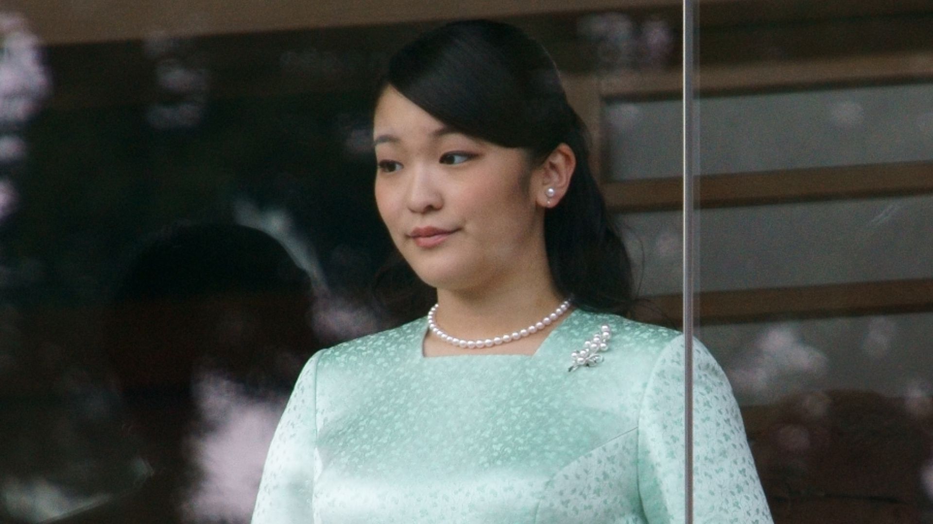 File:Princess Mako and Princess Kako at the Tokyo Imperial Palace.jpg