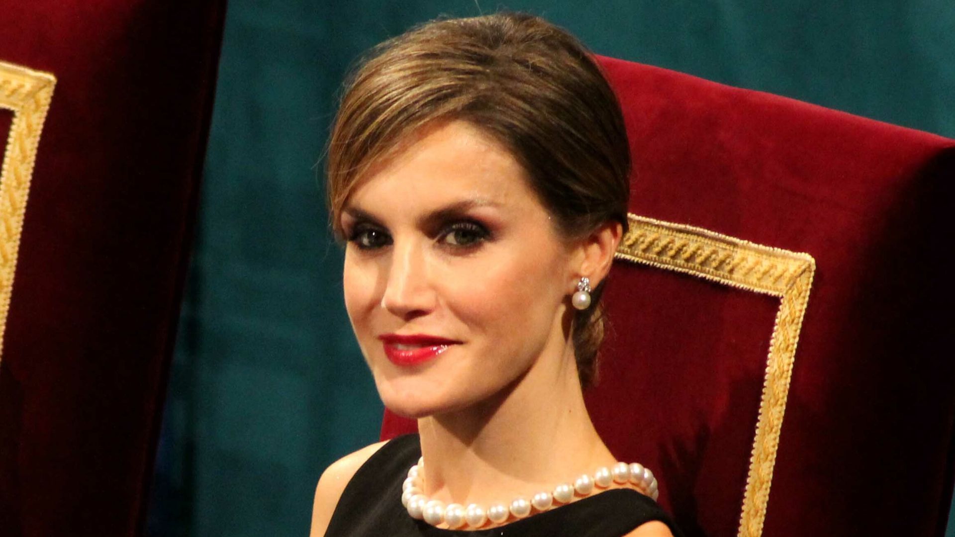 File:Queen Letizia of Spain (cropped).JPG
